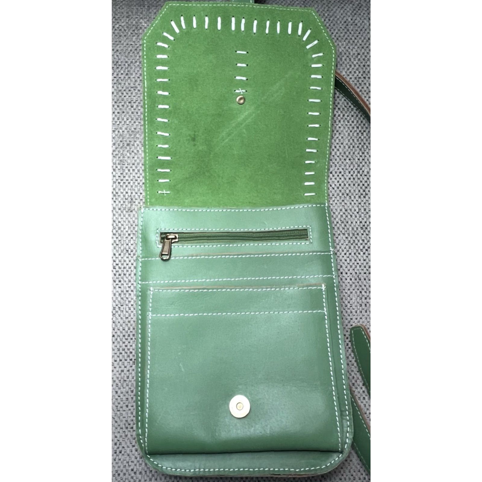 Vintage Stanley Street Lucy All Leather Crossbody Saddle Bag Embroidered Detail Size ONE SIZE - 7 Thumbnail