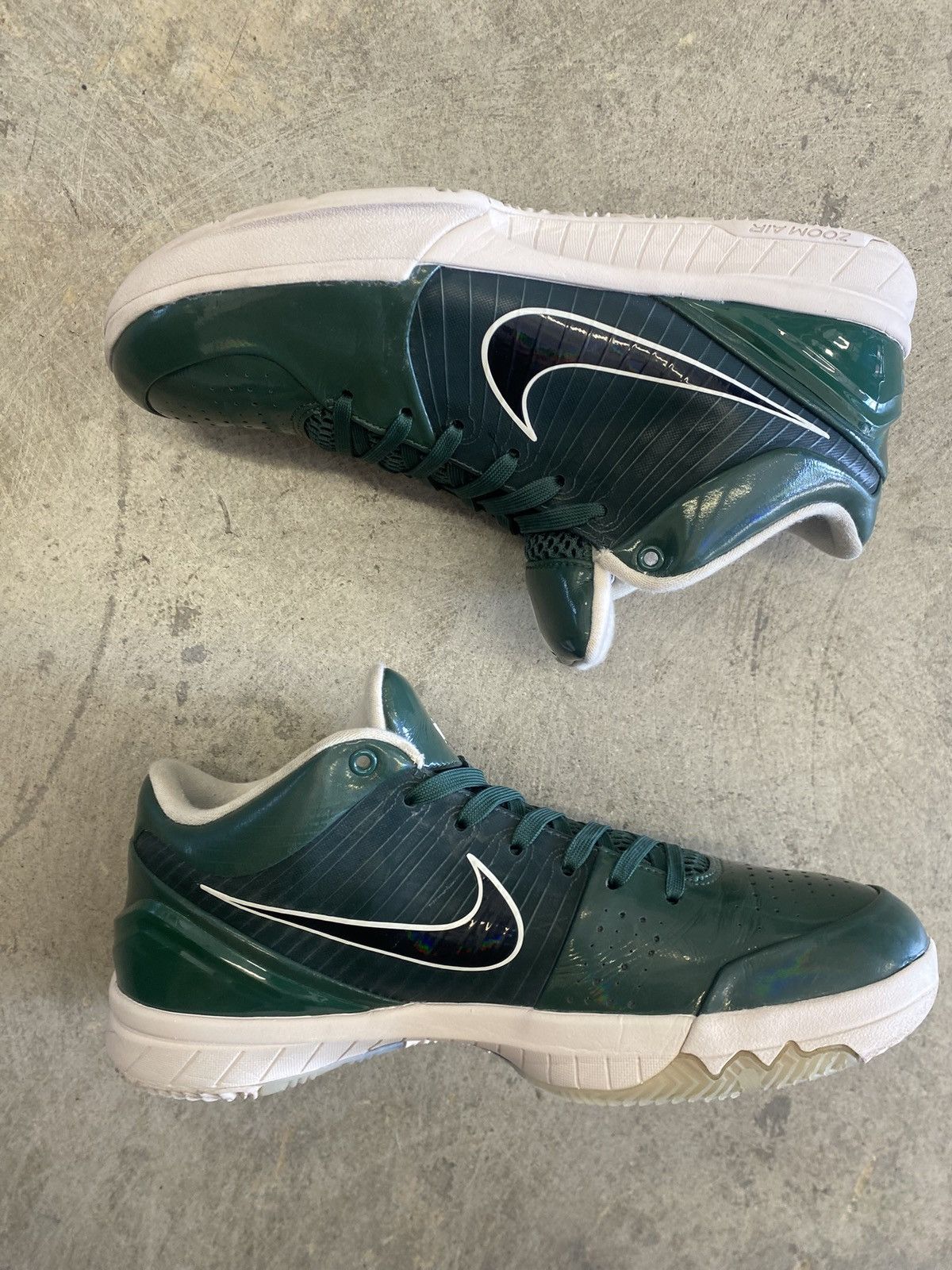 Undefeated Kobe 4 Protro Milwaukee Bucks