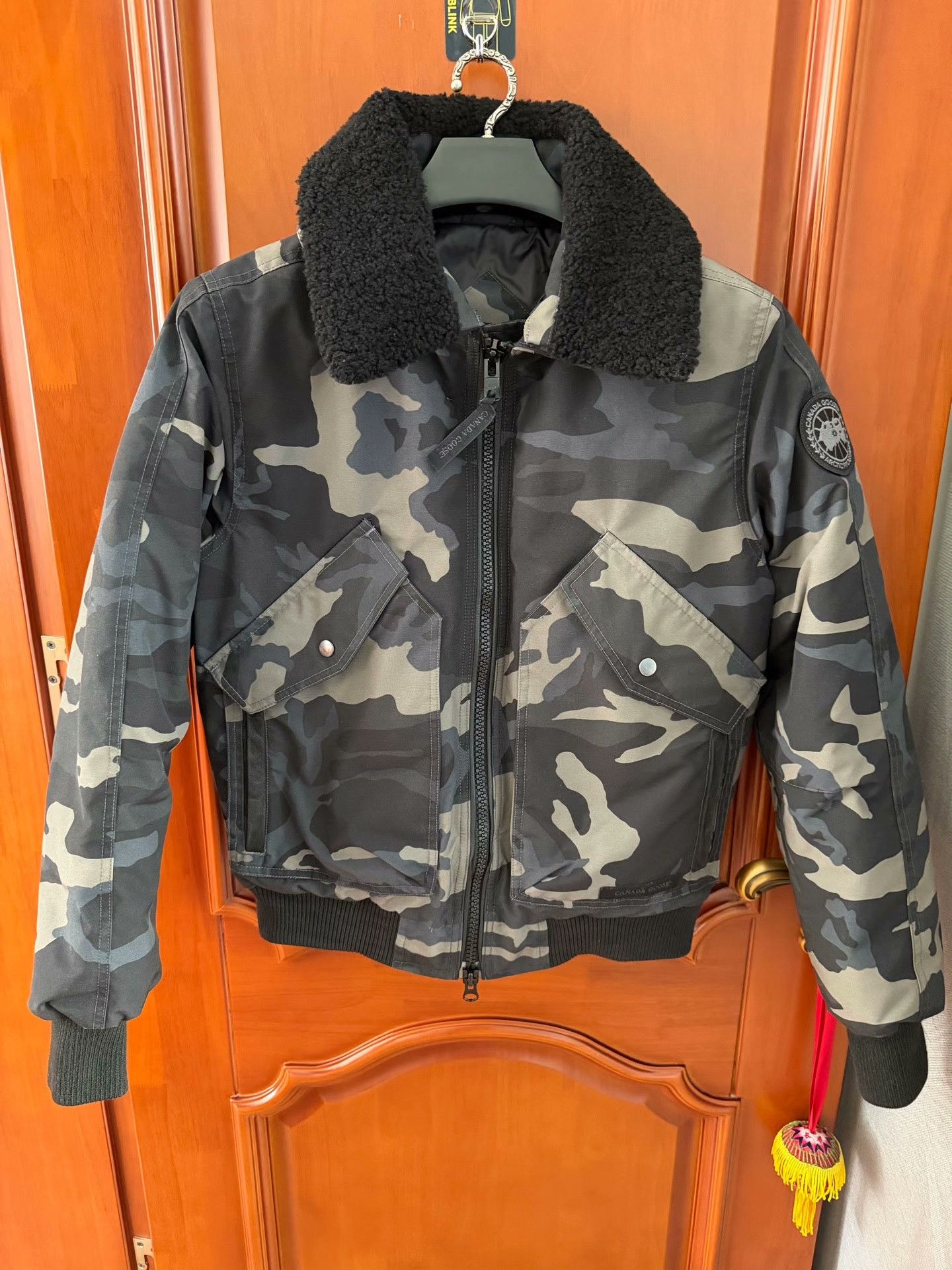 Canada Goose Canada Goose Down Camo Heavy Coat S Men Size US S / EU 44-46 / 1 - 1 Thumbnail