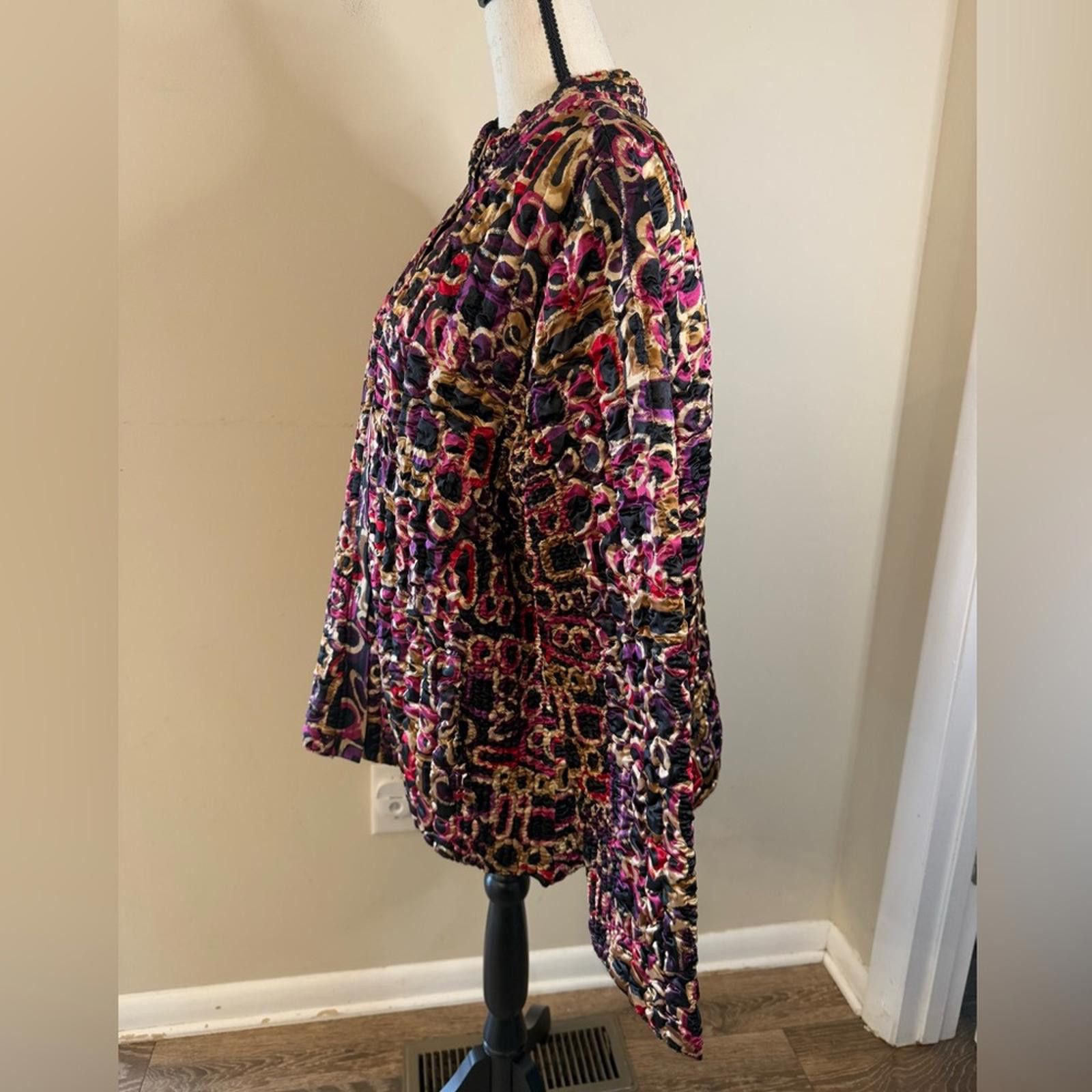 Other Ruby Rd. Crinkle texture colorful zip up jacket plus size 1X Size XL / US 12-14 / IT 48-50 - 2 Thumbnail