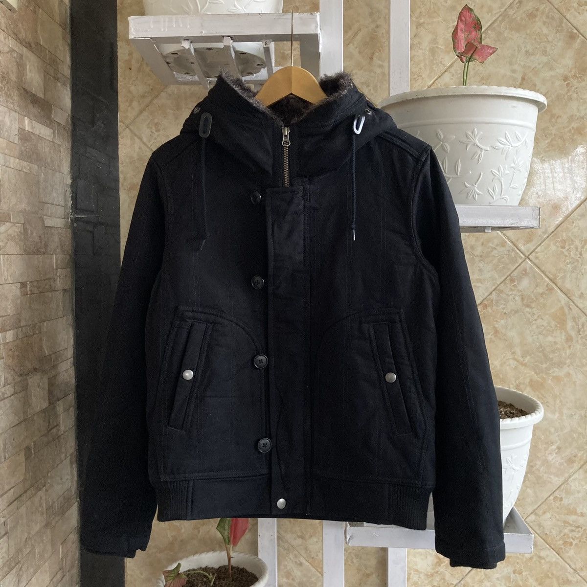 Le Grande Bleu (L.G.B.) BEAMS Bono Hooded Fur Apocalypse Jacket Gothic Vkei Japanese Size US M / EU 48-50 / 2 - 1 Thumbnail