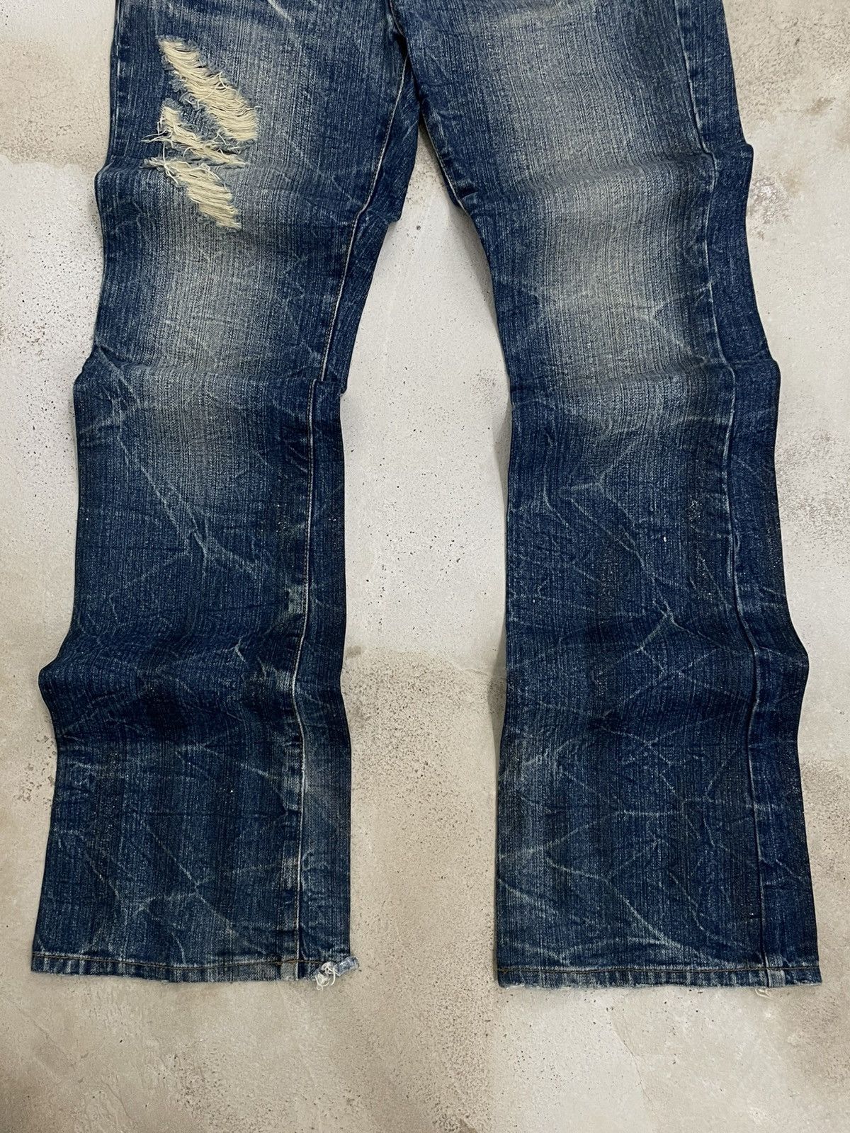 Tornado Mart Vintage Japan Designer 90’s NylausBs Distressed Flared Denim Size US 32 / EU 48 - 2 Thumbnail