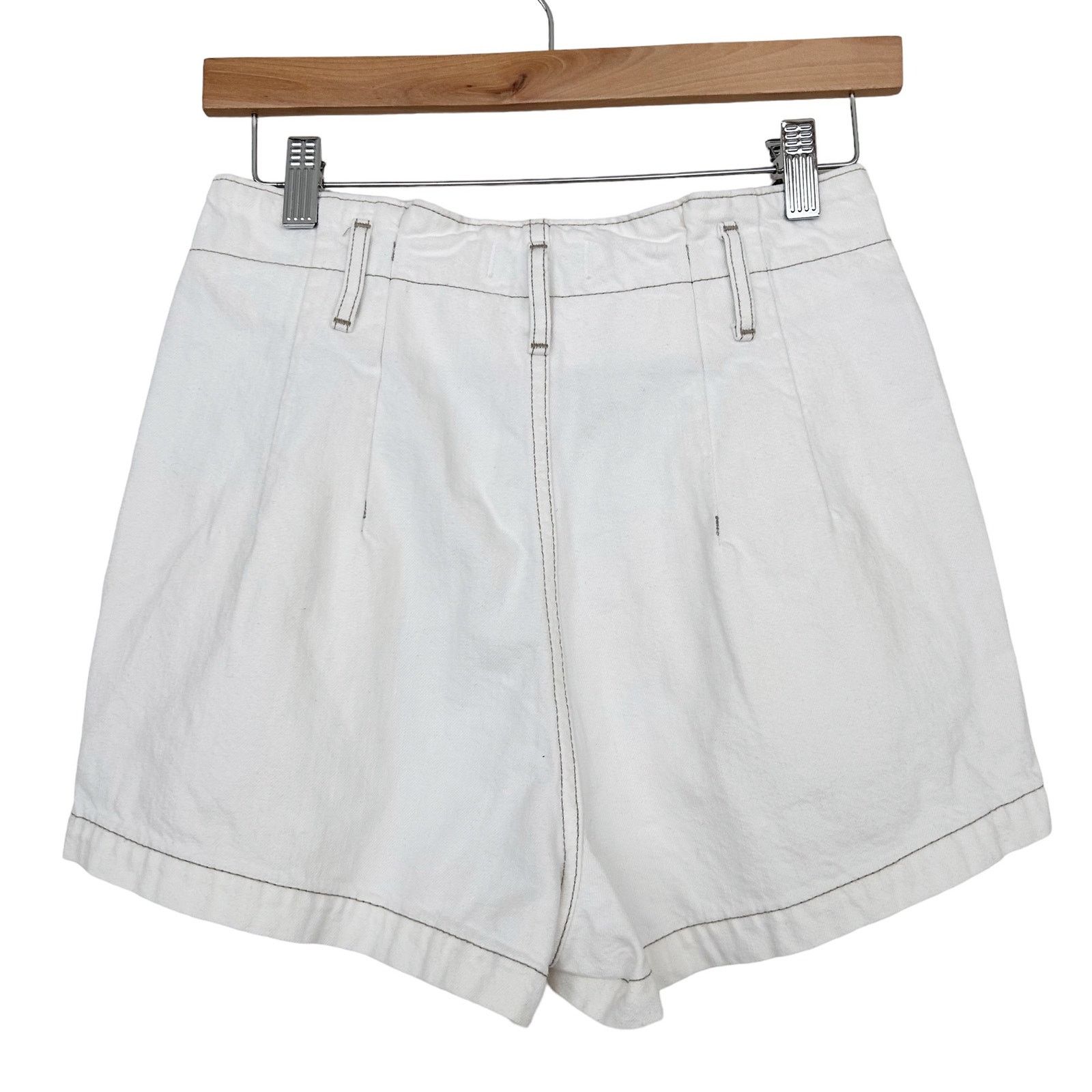 Abercrombie & Fitch Abercrombie White Button Fly Natural Rise Shorts Sz 27 Size 27" / US 4 / IT 40 - 4 Thumbnail