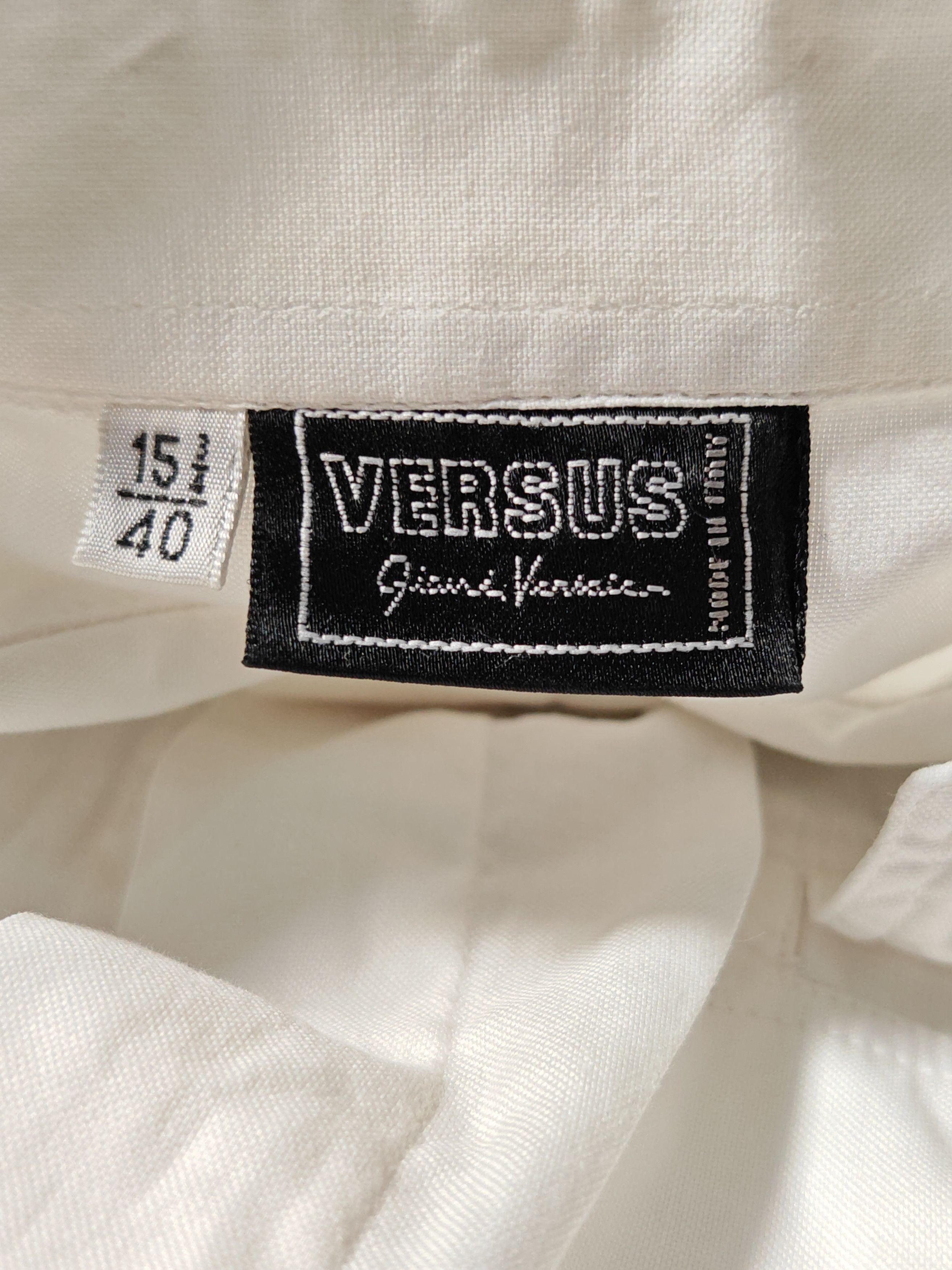Versus Versace Versus Versace 90s Gold Lion Shirts Long Sleeves Italy 15 ¾ Size US L / EU 52-54 / 3 - 4 Thumbnail