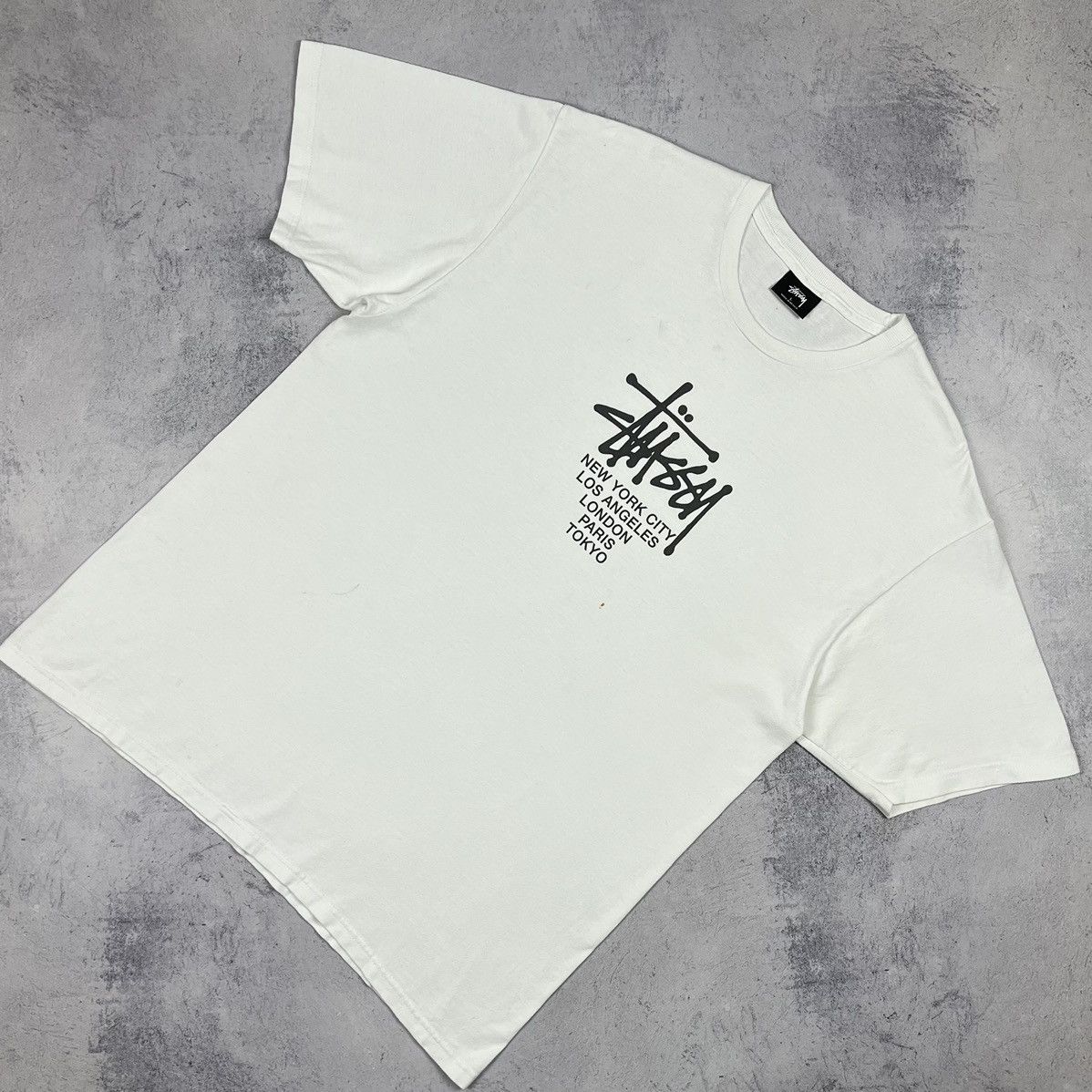 Stussy Vintage Stussy y2k tour big logo rare tee 90’s Size US L / EU 52-54 / 3 - 1 Thumbnail