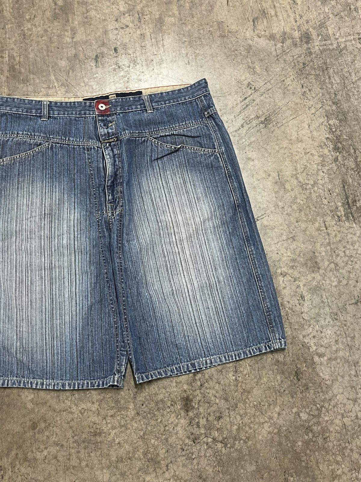 Marithe + Francois Girbaud MFG vintage baggy fit jorts skater streetwear hype rare Size US 38 / EU 54 - 7 Thumbnail
