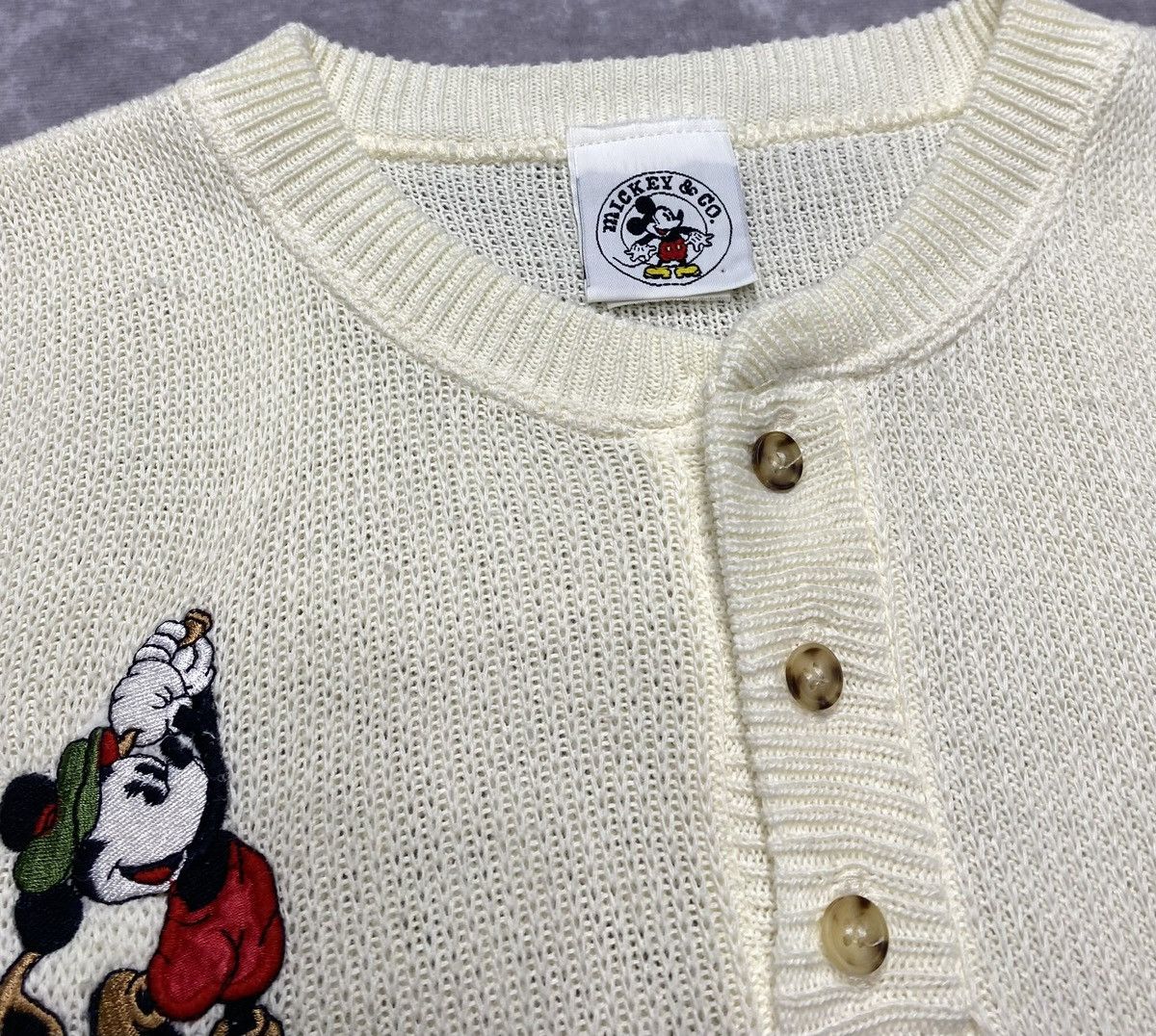 Mickey Mouse 90’s Vintage Mickey & Co Mickey Golf Knit Pullover Size US M / EU 48-50 / 2 - 3 Thumbnail