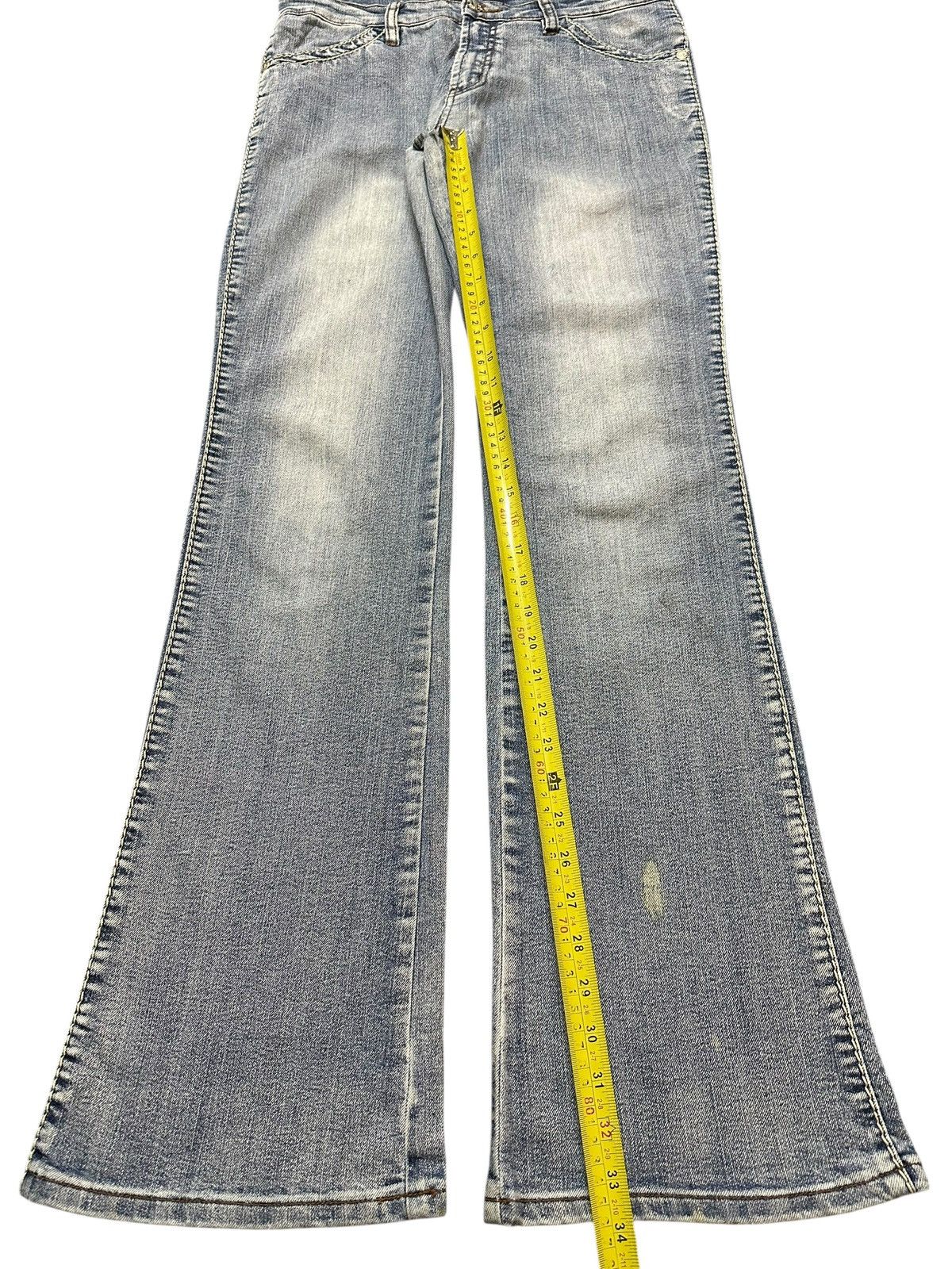 Hysteric Glamour Vintage Japanese Brand Blue Faded Wash Style Flare Jeans Size US 32 / EU 48 - 13 Thumbnail