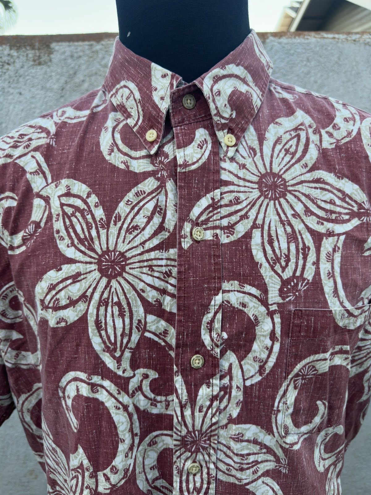 Reyn Spooner PreOwned Reyn Spooner Red Hawaiian Print Men's XL Size US XL / EU 56 / 4 - 3 Thumbnail