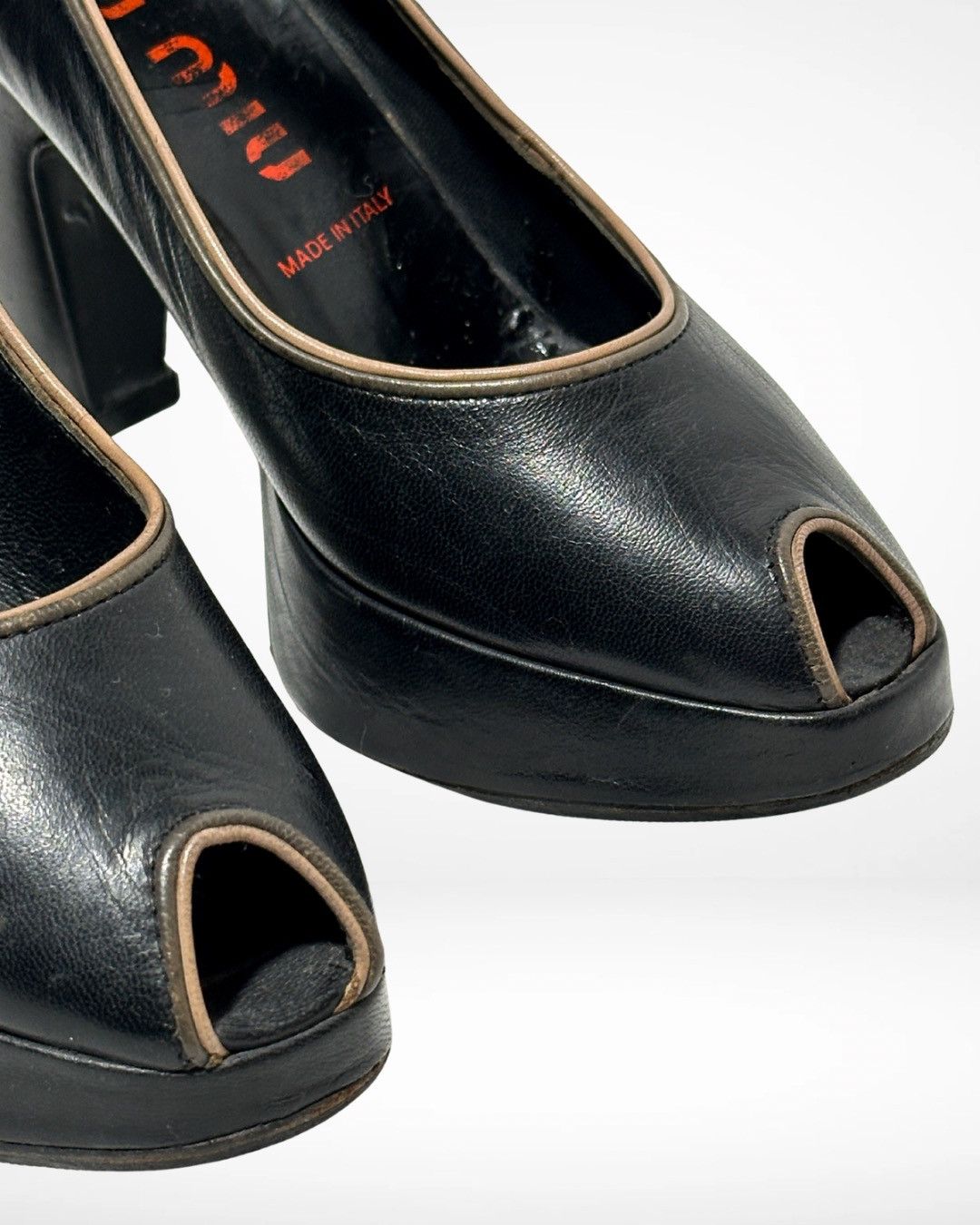 Miu Miu SS03 Peep Toe Horse Hoof Pumps Size US 5 / IT 35 - 4 Thumbnail