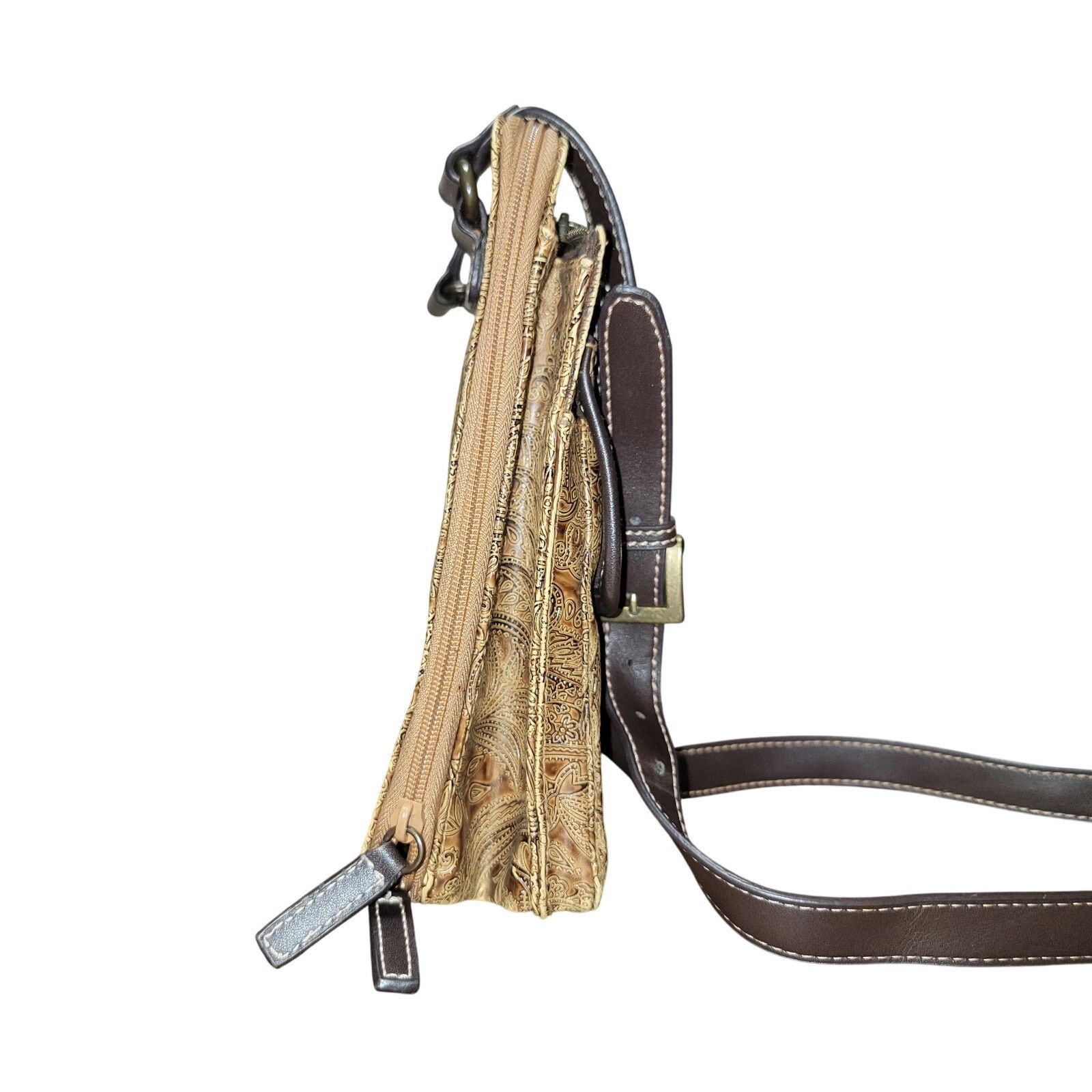 Relic Relic Embossed Paisley Faux Leather Crossbody Purse / Bag Size ONE SIZE - 6 Thumbnail