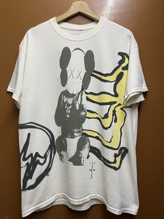 travis scott fragment kaws t shirt