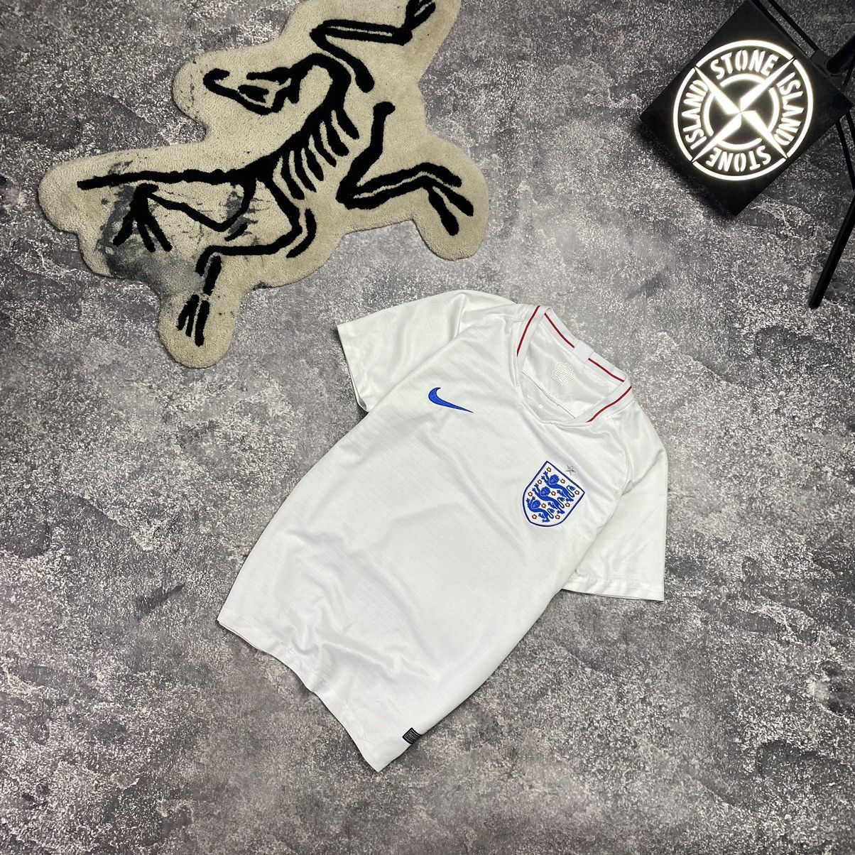 Vintage Vintage Nike FC England National soccer jersey Size US S / EU 44-46 / 1 - 1 Thumbnail