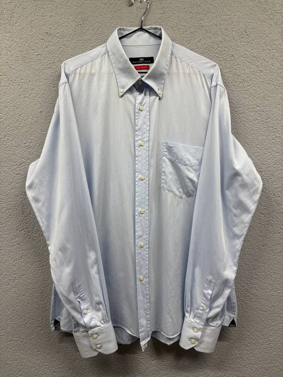 Balenciaga Balenciaga mens shirt size 43 / L - XL Size US L / EU 52-54 / 3 - 1 Thumbnail