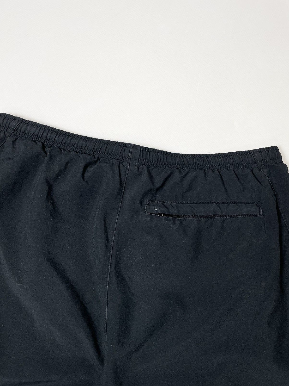 Nike Nike Vintage 🎱 Sport Black Nylon Shorts Size US 34 / EU 50 - 7 Thumbnail