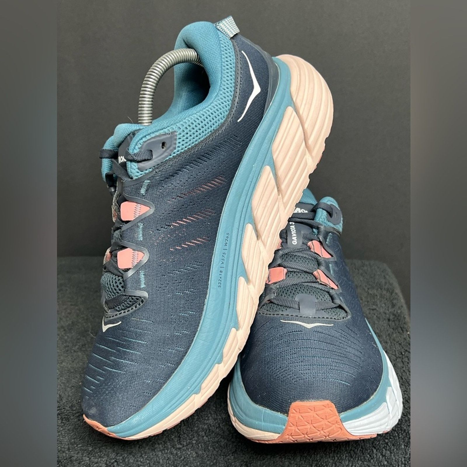 Hoka Hoka One One Gaviota 3 Women SIZE 10 B Blue Running Shoe Size US 10 / IT 40 - 3 Thumbnail