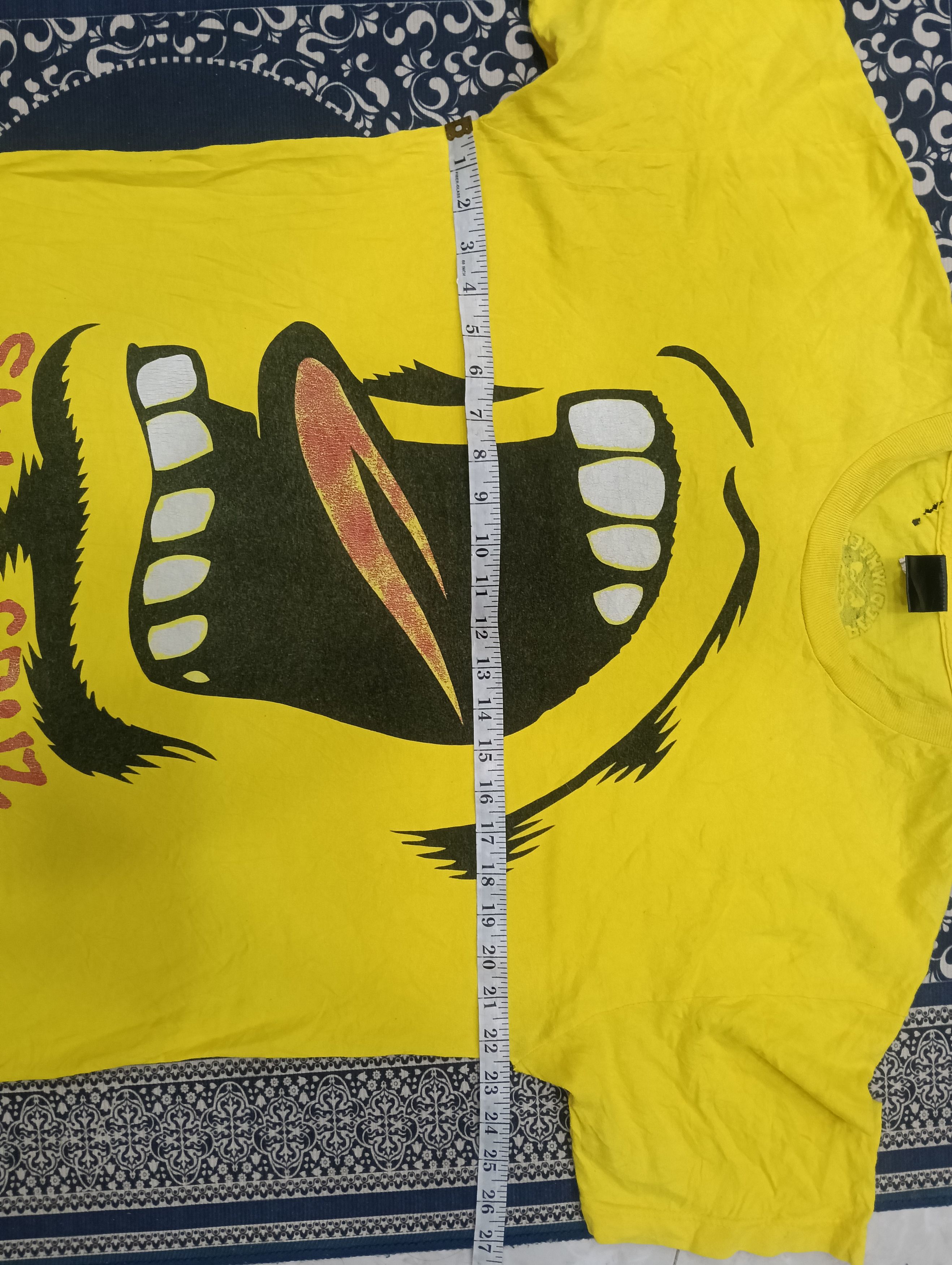 Santa Cruz Skateboards Y2K Thrashed Santa Cruz Skate Size US L / EU 52-54 / 3 - 9 Thumbnail
