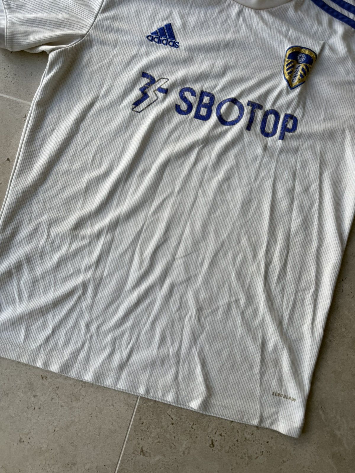 Adidas 🔷Adidas Leeds United Soccer jersey🔷 Size US L / EU 52-54 / 3 - 4 Thumbnail