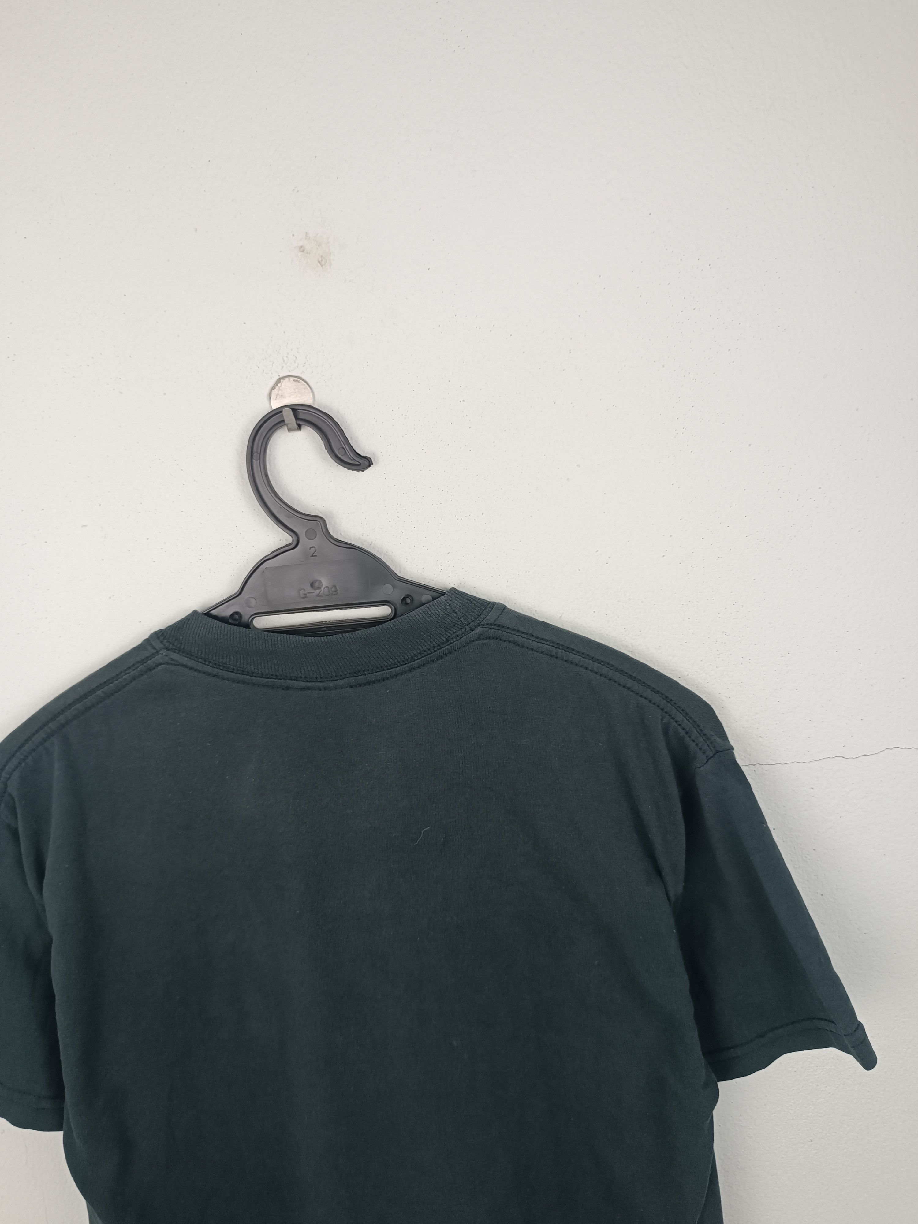 Band Tees THRASHED FADED VINTAGE 2000s MATCHBOX ROMANCE CROP y2k rufio Size US M / EU 48-50 / 2 - 17 Thumbnail