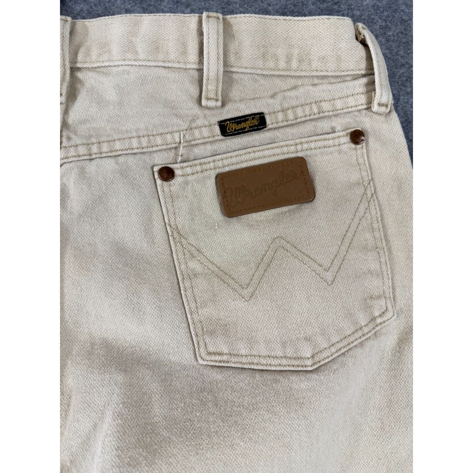 Wrangler Wrangler Jeans Mens 35X36 Beige Straight Leg Western Outdoors Workwear Pockets Cowboy Size US 35 - 6 Thumbnail