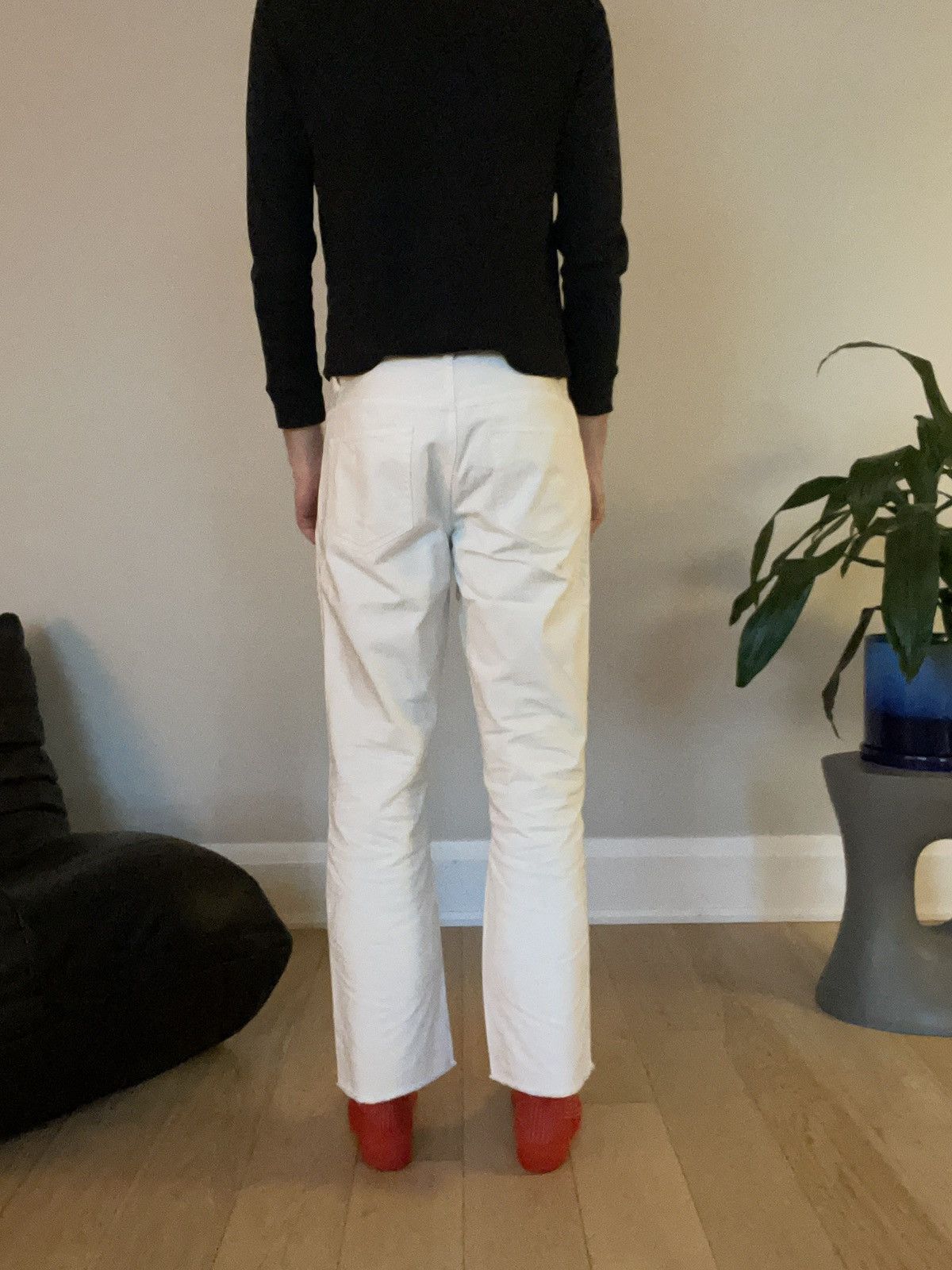 JW Anderson × Uniqlo Uniqlo x JW Anderson White Denim Pants Size US 32 / EU 48 - 8 Thumbnail