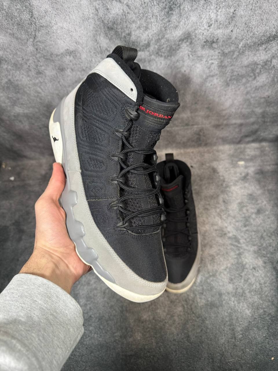 Jordan Brand Size 11.5 | Jordan 9 Particle Gray No Box | Pre-Owned Size US 11.5 / EU 44-45 - 1 Thumbnail