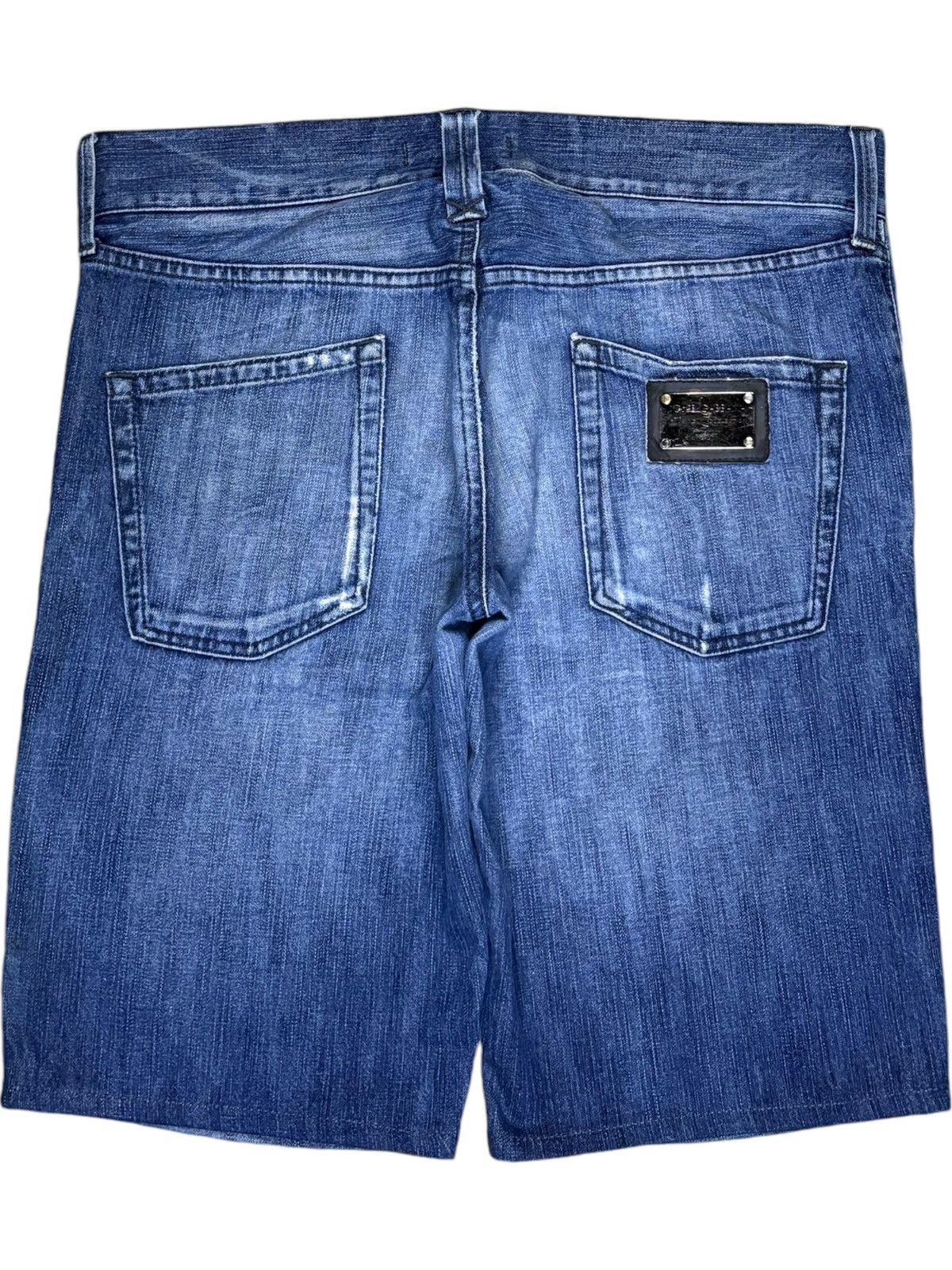 Dolce & Gabbana Vintage Italy Dolce Gabbana Blue Wash Distressed Jean Shorts Size US 34 / EU 50 - 2 Thumbnail