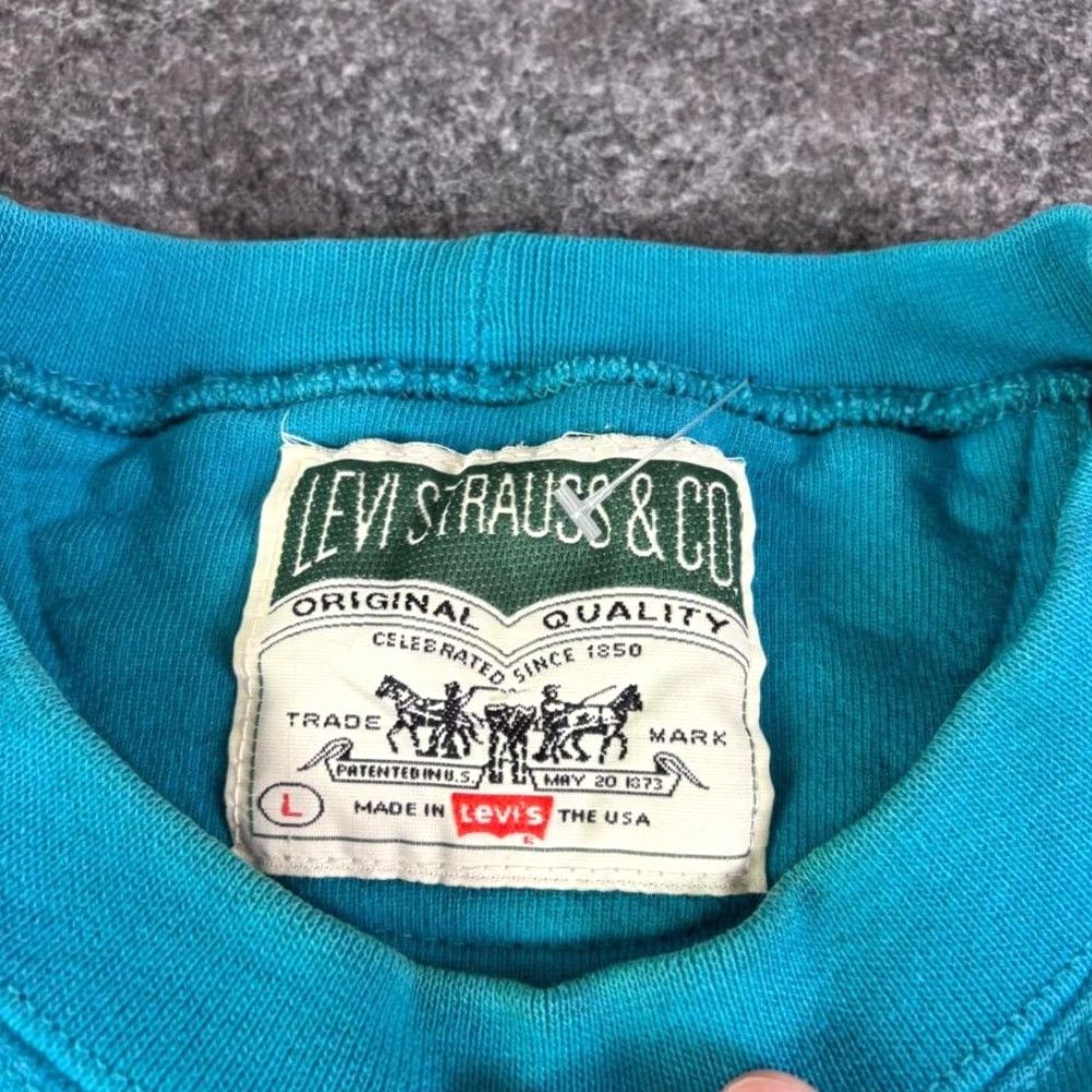 CO VINTAGE LEVI STRAUSS & CO SWEATSHIRT TEAL CREWNECK MADE IN USA SIZE L 90s Size US L / EU 52-54 / 3 - 3 Thumbnail