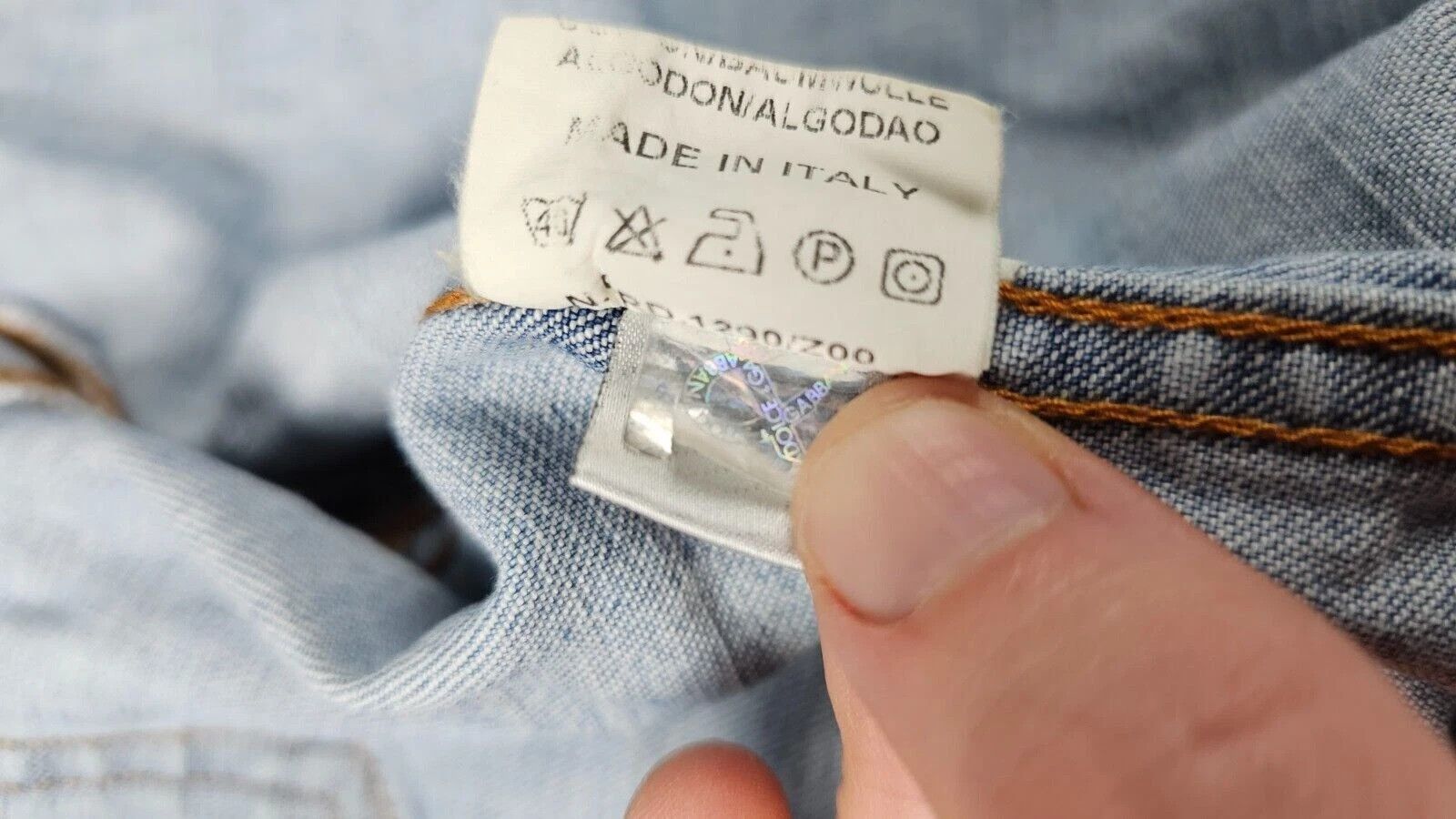 Dolce & Gabbana × Vintage Vintage 90s Dolce & Gabbana Cropped Denim Jacket Size XL / US 12-14 / IT 48-50 - 11 Thumbnail