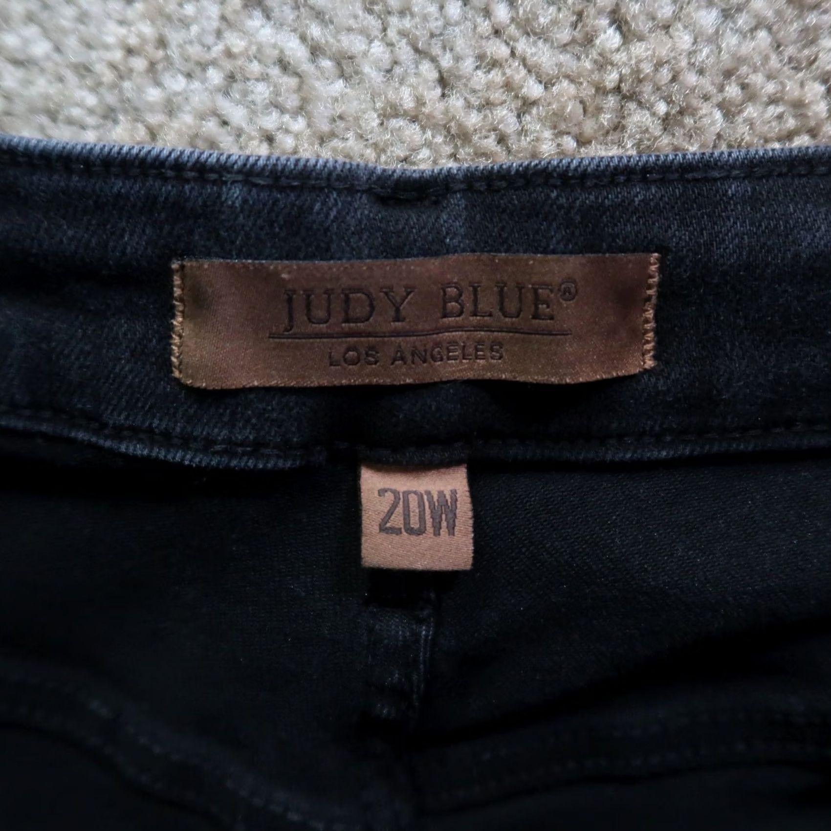 Vintage Judy Blue High Rise Straight Jeans Women's 20W Black Stretch Denim Jeans 5-Pocket Regular fit Vintage: No 30in Inseam Plus Size Pant Mens? Size 42" / US 20 - 3 Thumbnail