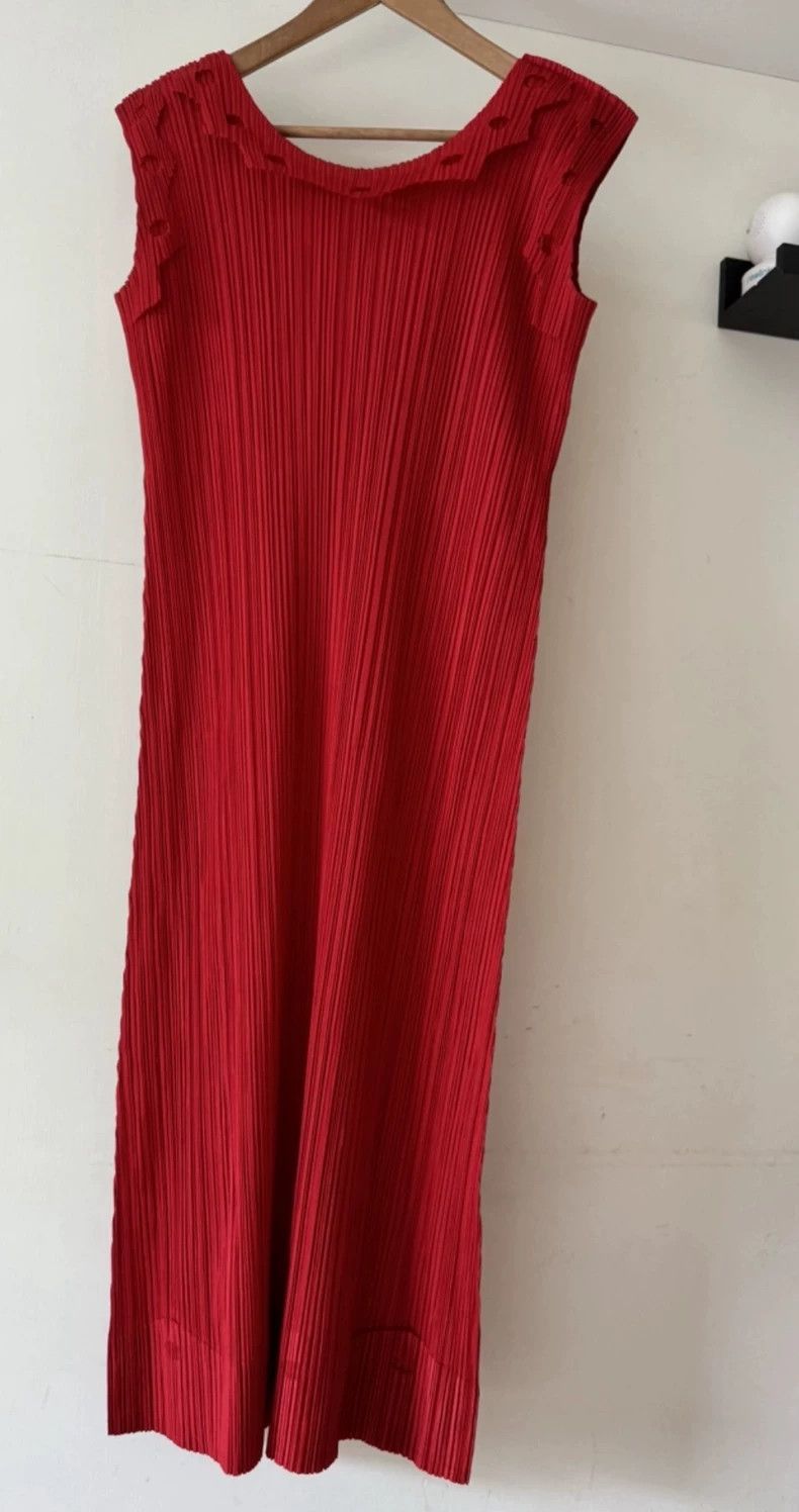 Issey Miyake Issey Miyake size:3 Red dress Size XS / US 0-2 / IT 36-38 - 1 Thumbnail