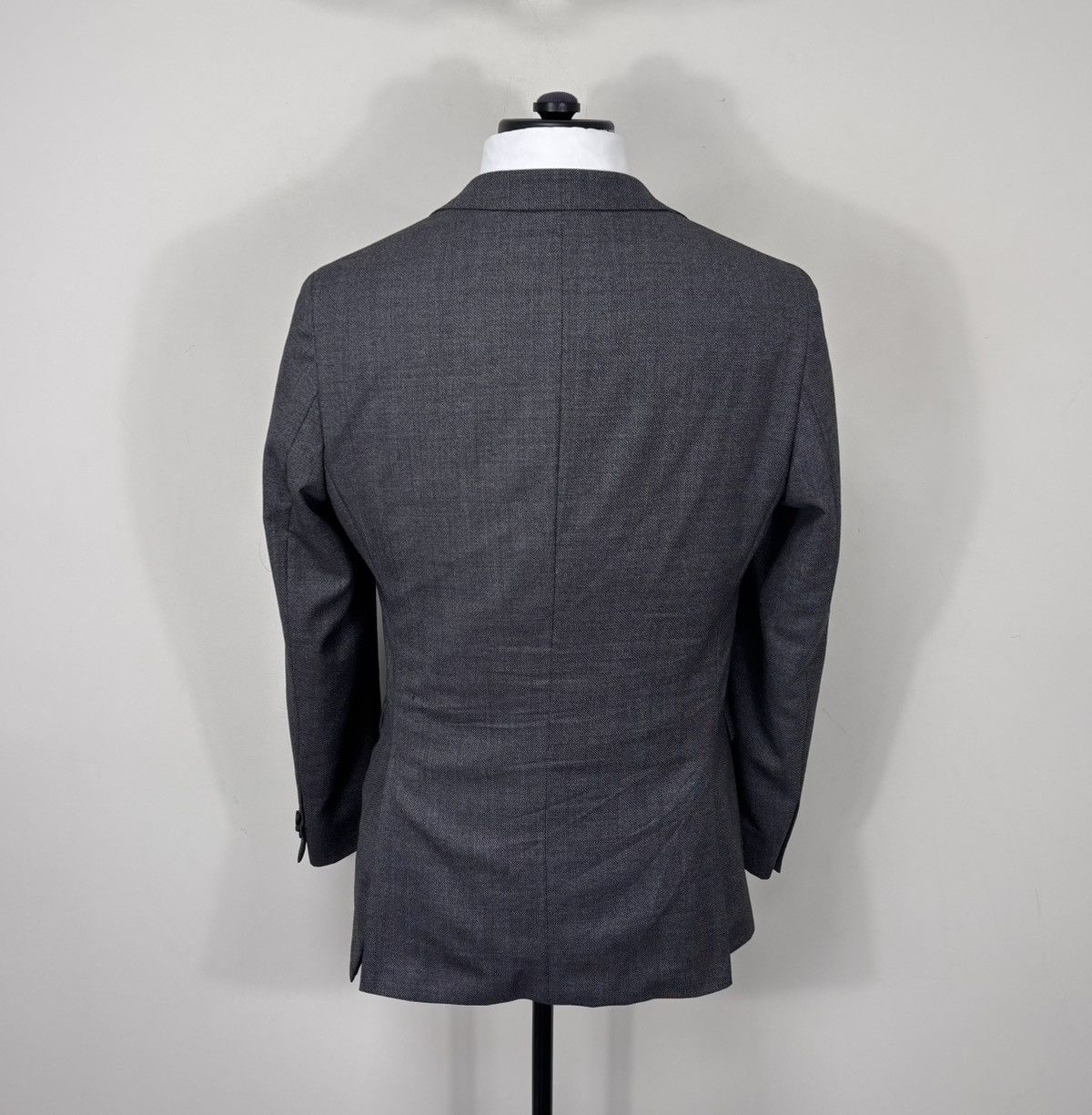 Hugo Boss Hugo Boss Men’s Grey Drago Super 120 Wool Blazer Jacket Size 38R - 11 Thumbnail
