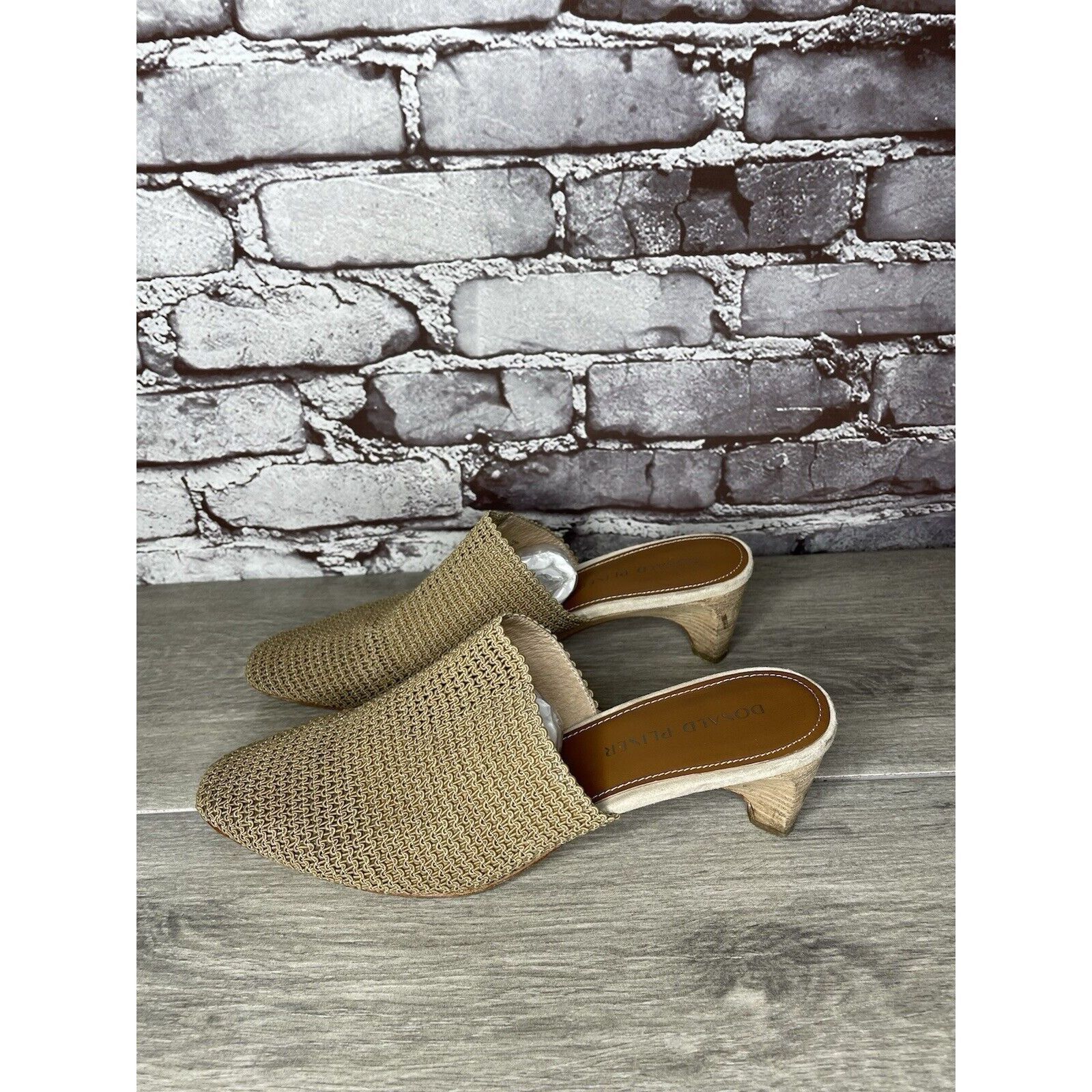 Donald Pliner Donald J. Pliner Fenda Beige Tan Elastic Pointed Heel Mules Size US 9 / IT 39 - 18 Thumbnail