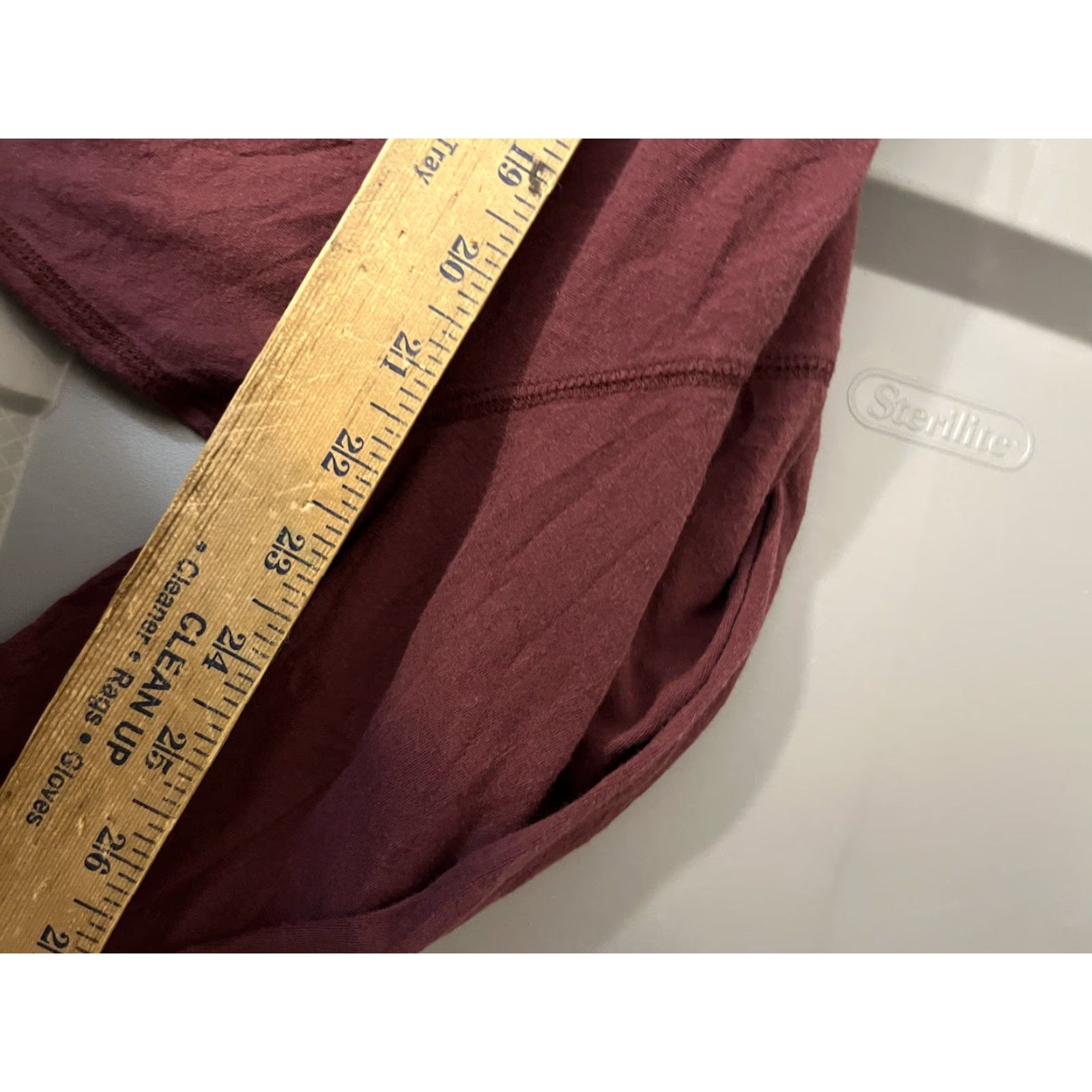 Lucky Brand VINTAGE Lucky Brand Henley Shirt Men XL Burgundy Solid Long Sleeve Casual Outdoor Golfing Size US XL / EU 56 / 4 - 6 Thumbnail
