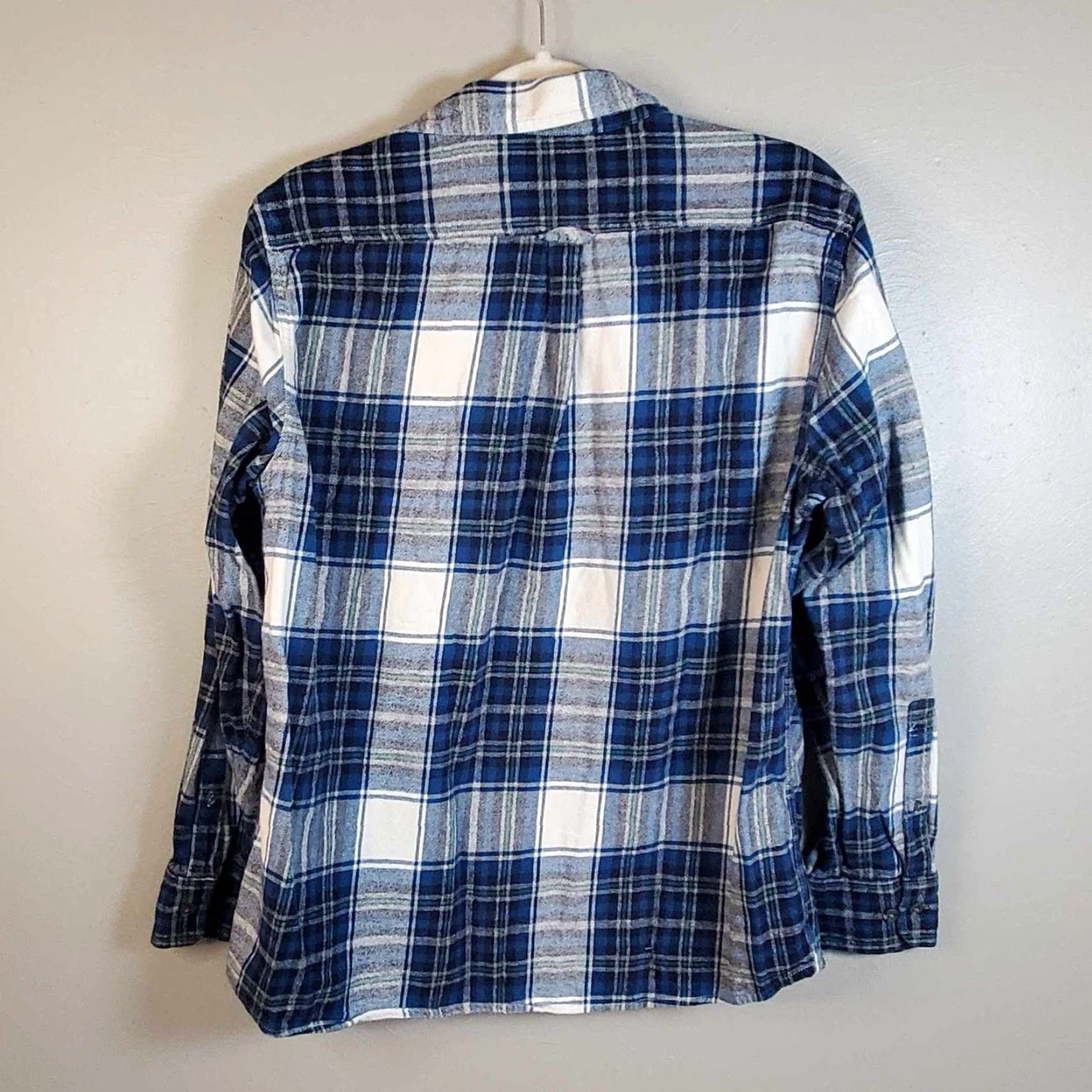 Eddie Bauer Eddie Bauer Shirt Women's Blue Plaid Long Sleeve Button Up Size Large Size L / US 10 / IT 46 - 7 Thumbnail