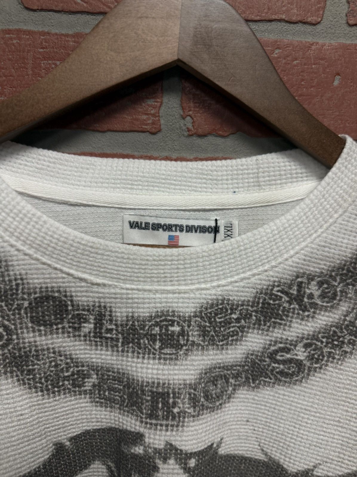 Vale Valley Long Sleeve Bone Tee Shirt Size XXL (New) Size US XXL / EU 58 / 5 - 7 Thumbnail
