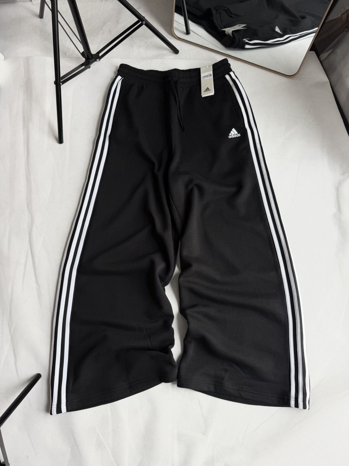 Adidas Adidas Balenciaga Style baggy Track Pants Hype Sweatpants Size US 32 / EU 48 - 23 Thumbnail