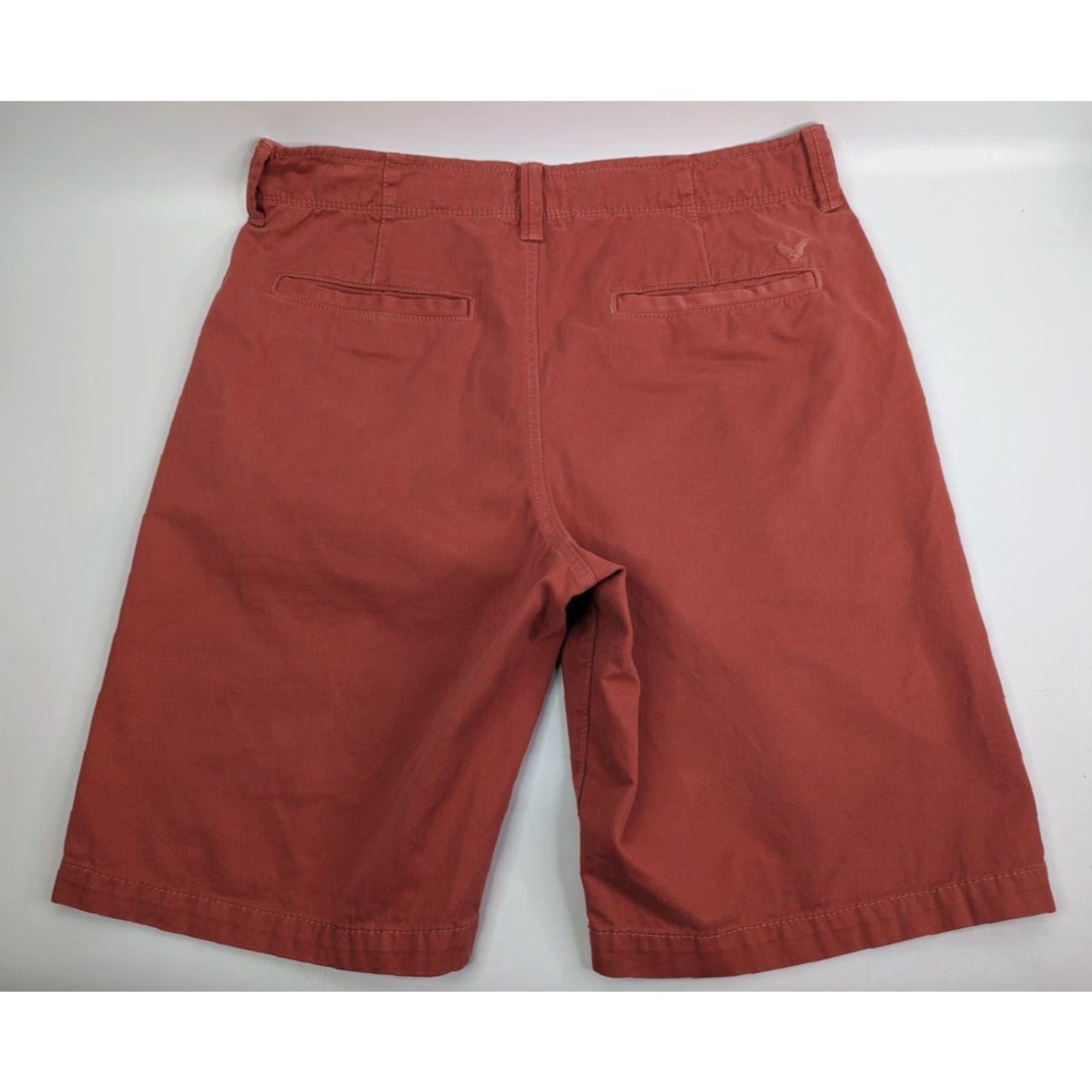 American Eagle Outfitters American Eagle Shorts Men's 34 100% Cotton Red Bermuda Chino Preppy Size US 34 / EU 50 - 2 Thumbnail