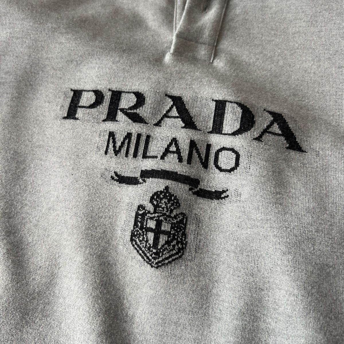 Prada 🔥🔥 Prada Crest Logo Sweatshirt Size US M / EU 48-50 / 2 - 5 Thumbnail