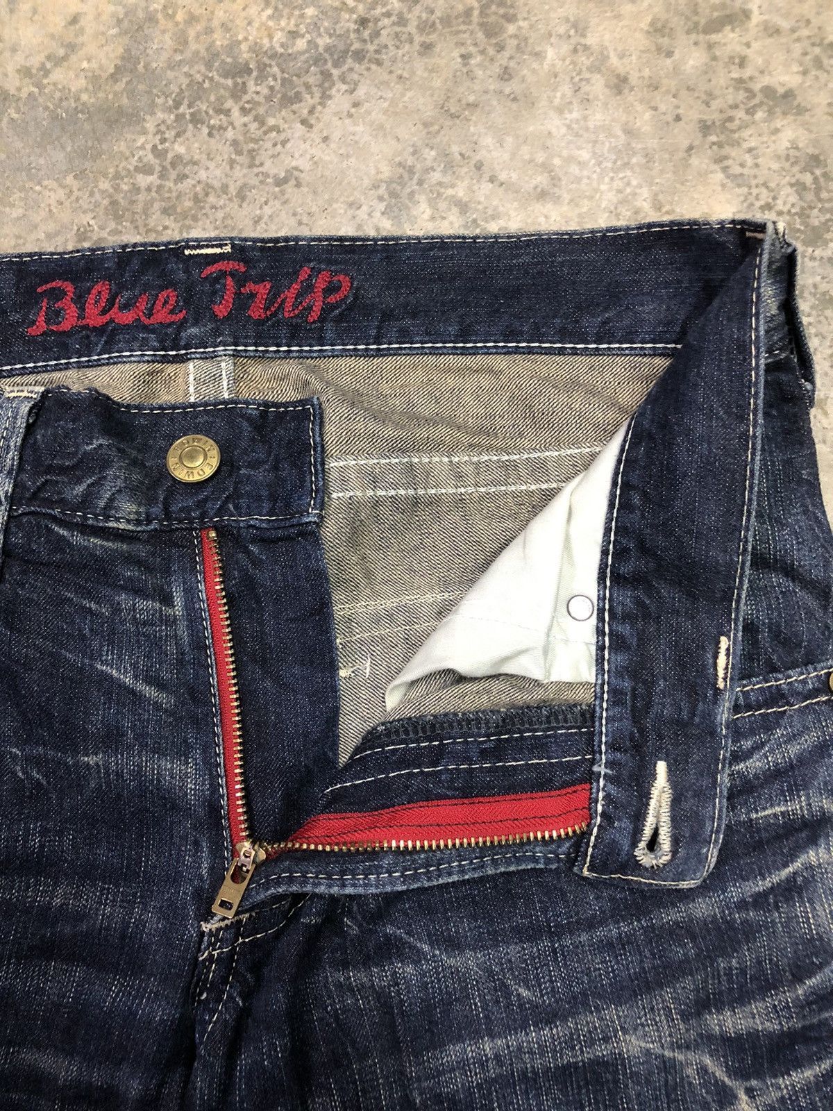 Hysteric Glamour × Japanese Brand Edwin Blue Trip Leg Twisted Washed Denim Size US 34 / EU 50 - 11 Thumbnail