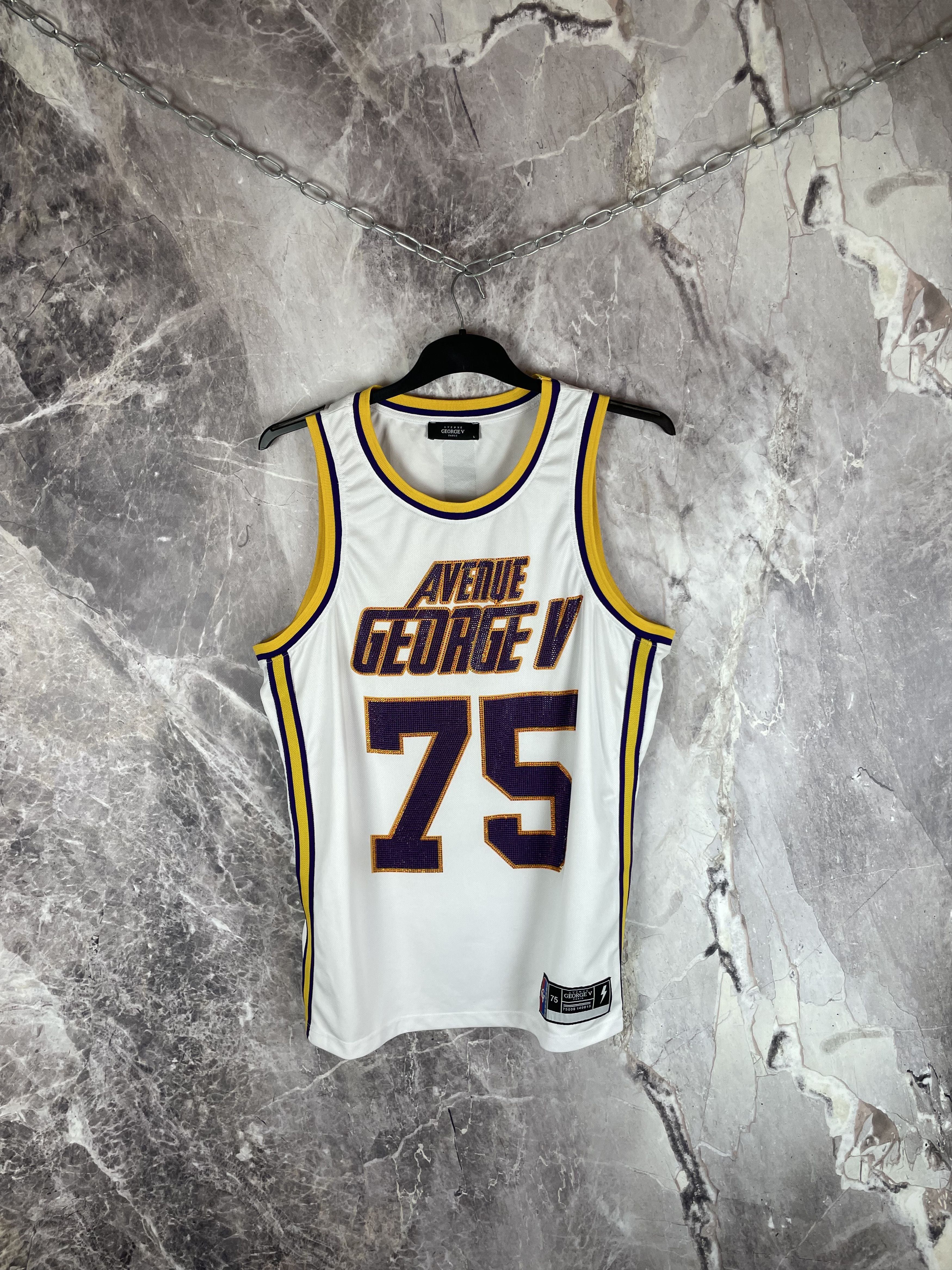 Vintage Avenue George V Paris Basketball Jerseys Size US L / EU 52-54 / 3 - 1 Thumbnail