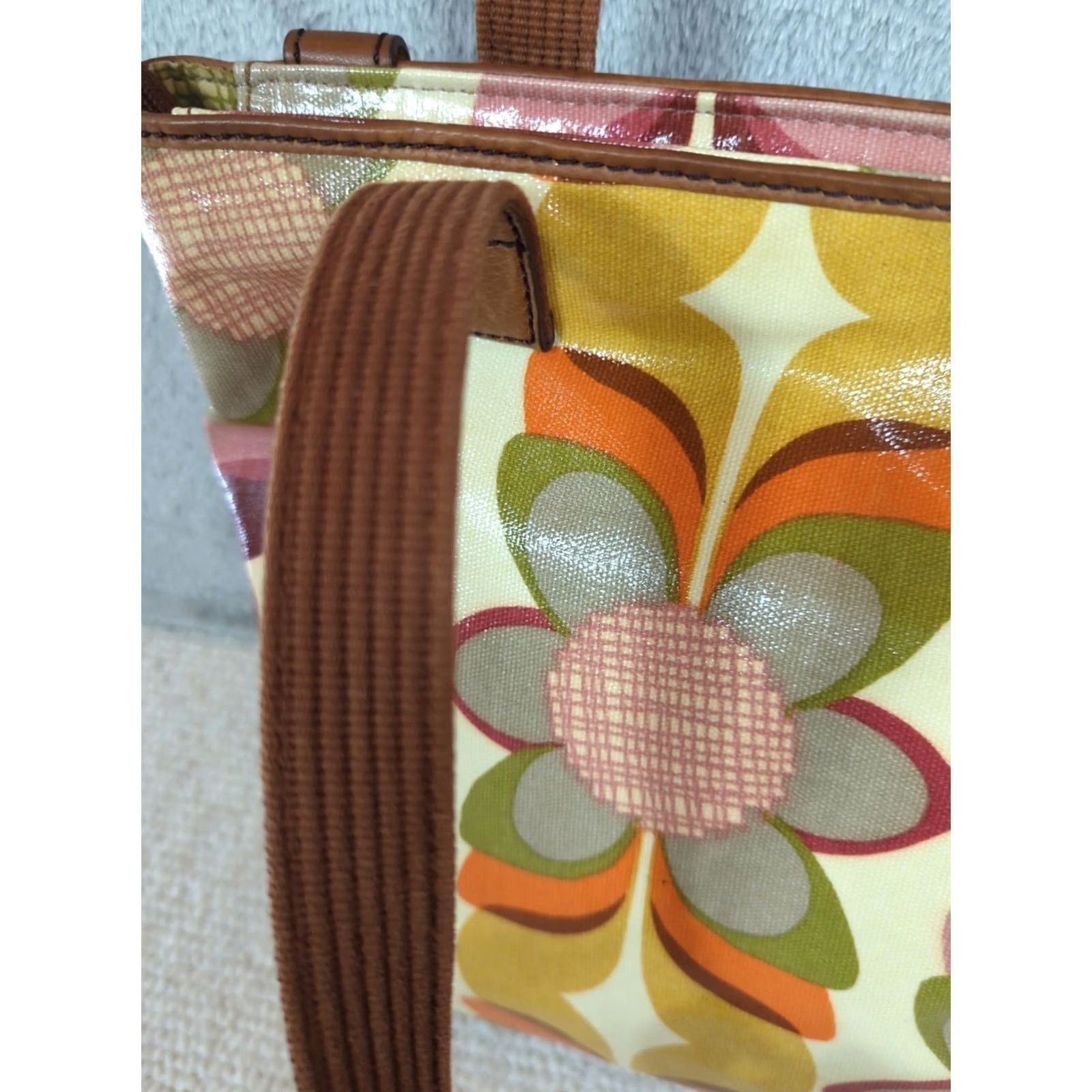 Fossil Fossil Key Per Tote Bag Coated Canvas Multicolor Floral Leather Straps Zip Lined Large Women Boho Hippie Style Digital Notions Size L / US 10 / IT 46 - 7 Thumbnail