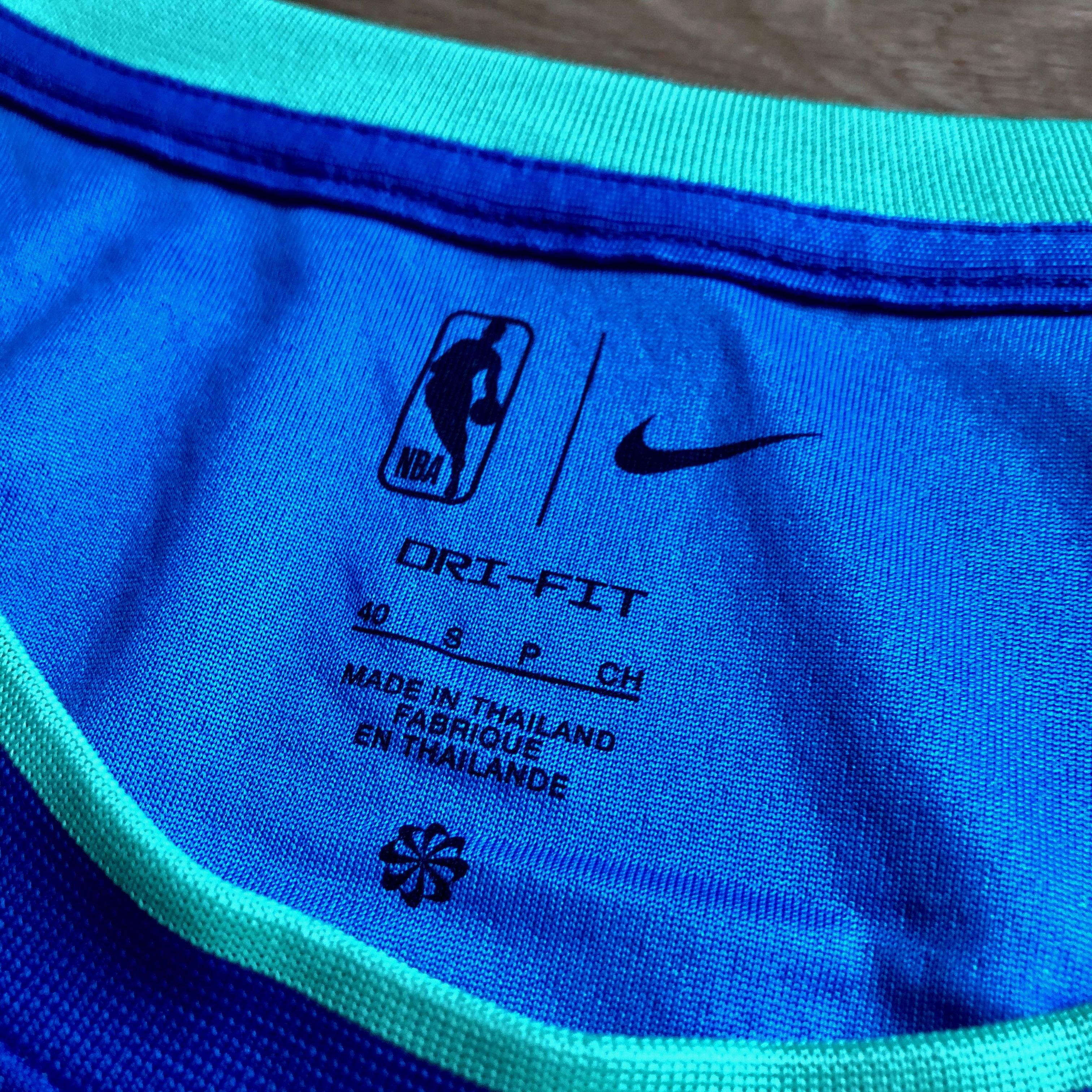 Nike Nike Milwaukee Bucks Giannis City Edition Jersey S 40 Size US S / EU 44-46 / 1 - 5 Thumbnail