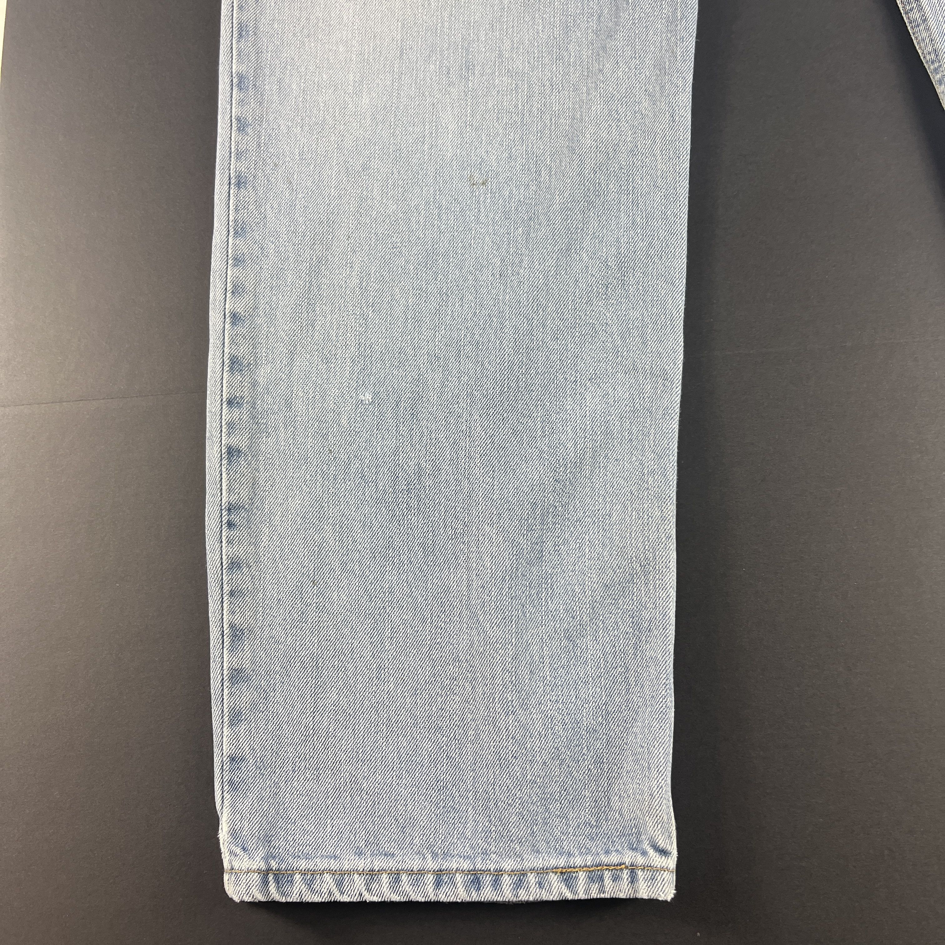 Levi's × Vintage Y2K Levi's Jean 550 Relaxed Straight Light Blue Cotton Denim Size US 37 - 9 Thumbnail