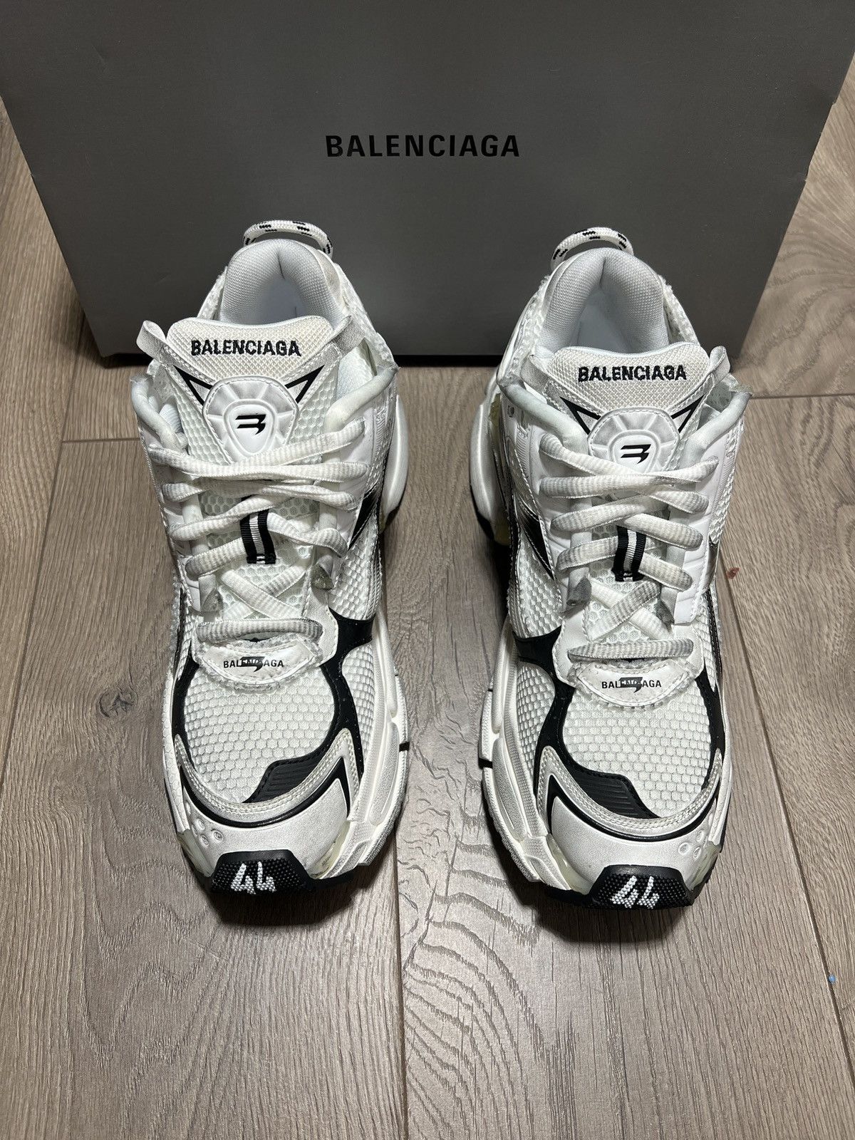 靴 BALENCIAGA Track Graffiti White 37 BALENCIAGA Track Graffiti White 37