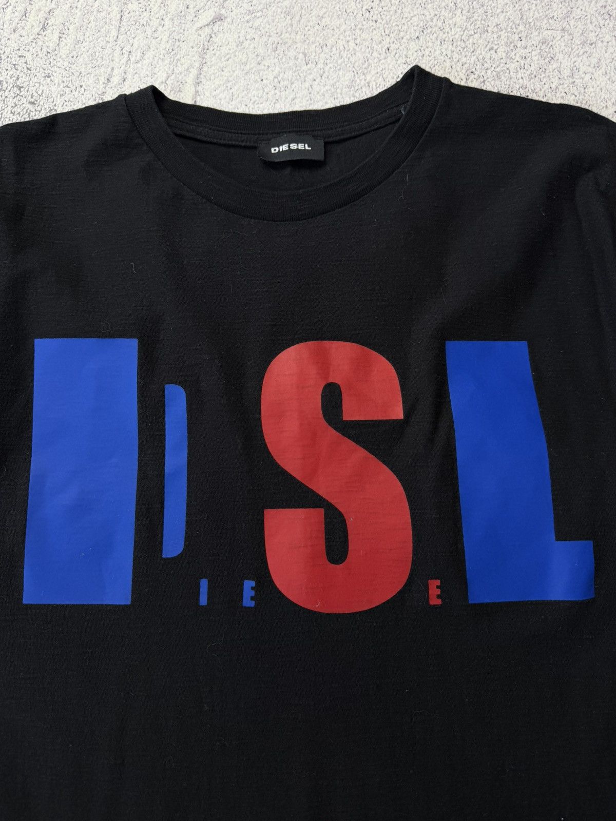 Diesel Vintage Diesel T Shirts Big logo Y2K Size US M / EU 48-50 / 2 - 10 Thumbnail