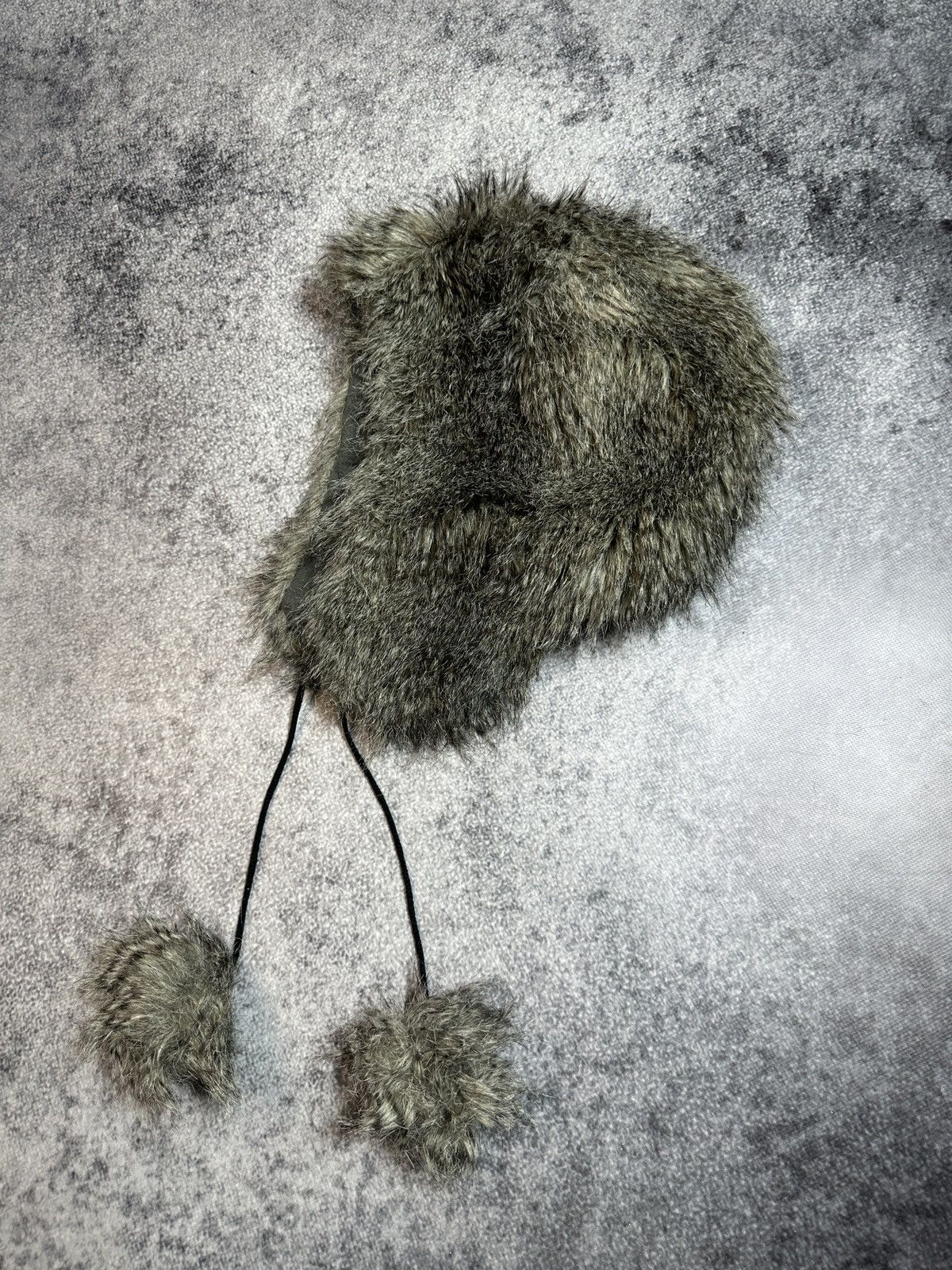 Other Y2K Fur Ushanka Hat Avant Garde Style Fuzzy Alt USA Rare VTg Size ONE SIZE - 2 Thumbnail