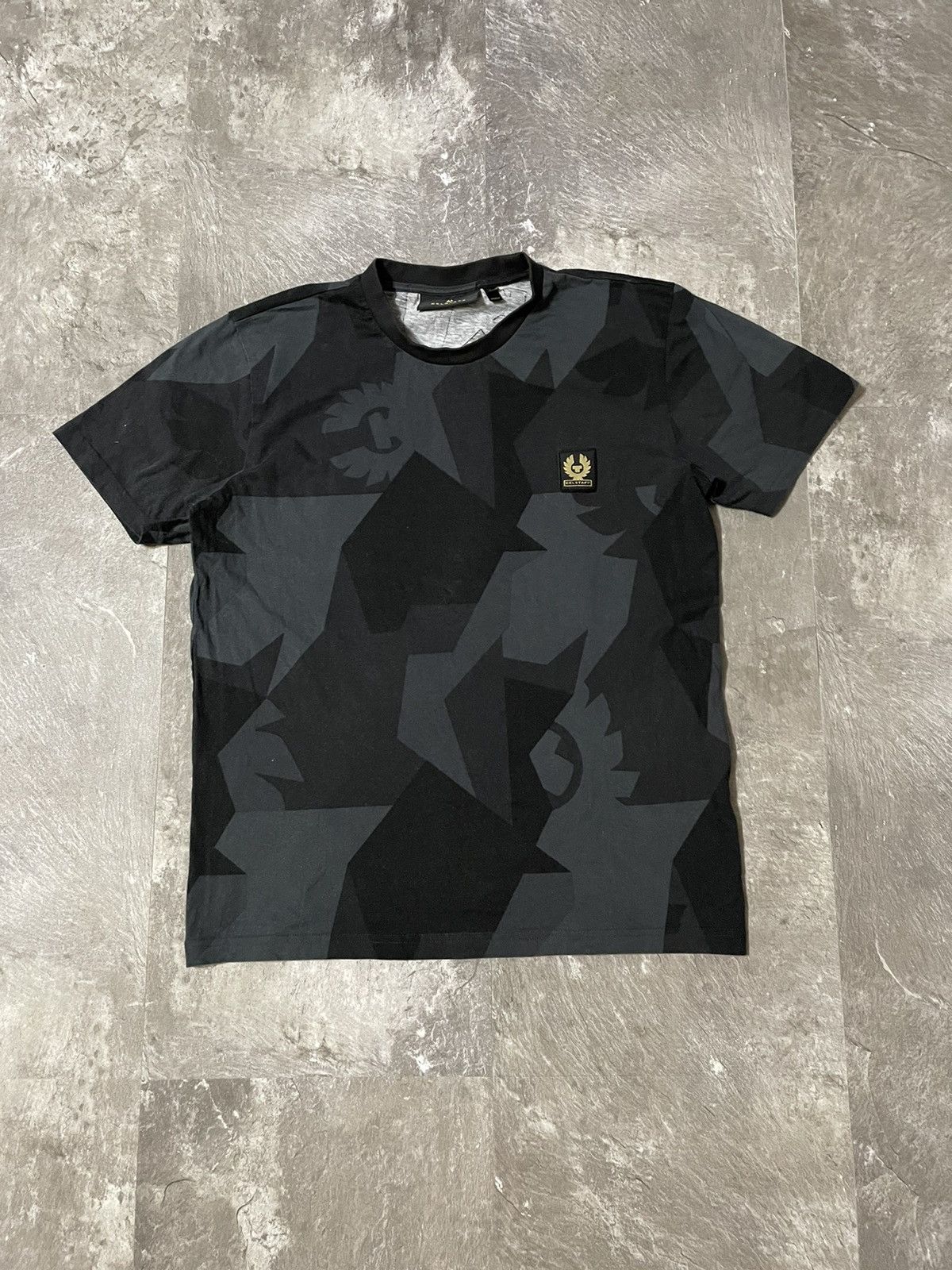 Belstaff Vintage Belstaff T Shirt Size S 90s Streetwear Y2K Monogram Size US M / EU 48-50 / 2 - 1 Thumbnail