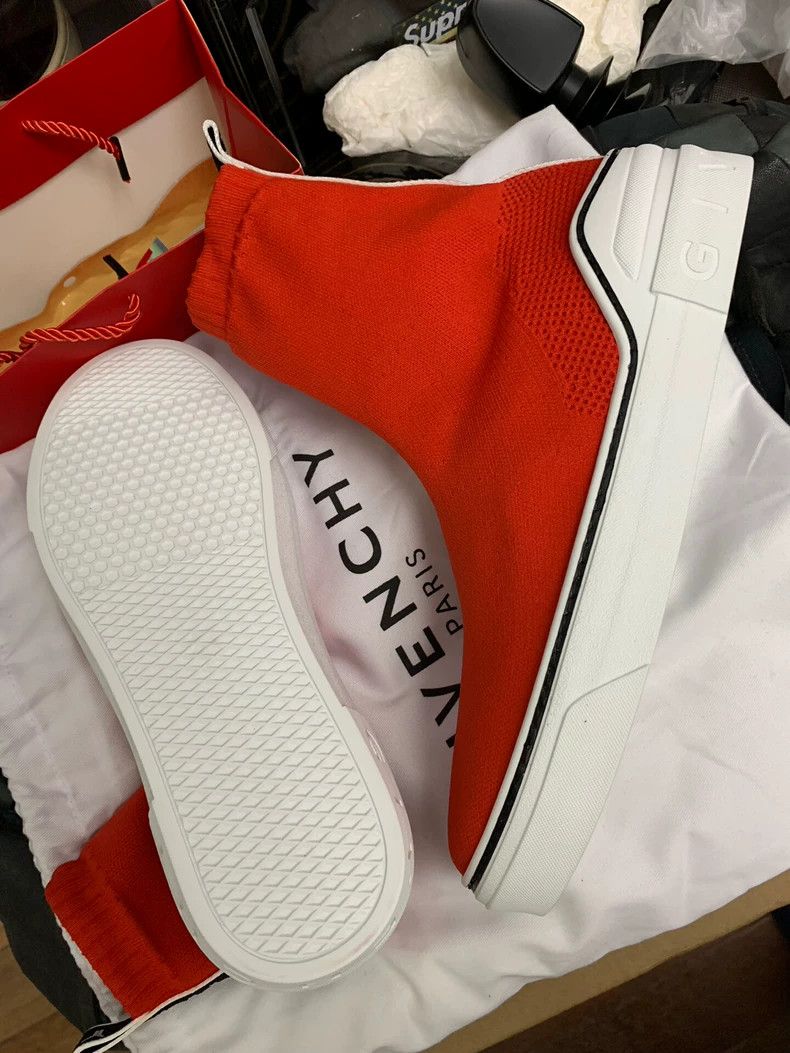 Givenchy Givenchy Socks and Shoes, New Year Red Size US 8 / EU 41 - 4 Thumbnail