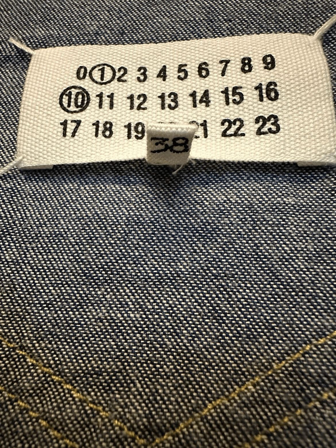 Maison Margiela Maison Margiela Sz 38 Maison Margiela Neckless Denim Jacke Size US M / EU 48-50 / 2 - 5 Thumbnail